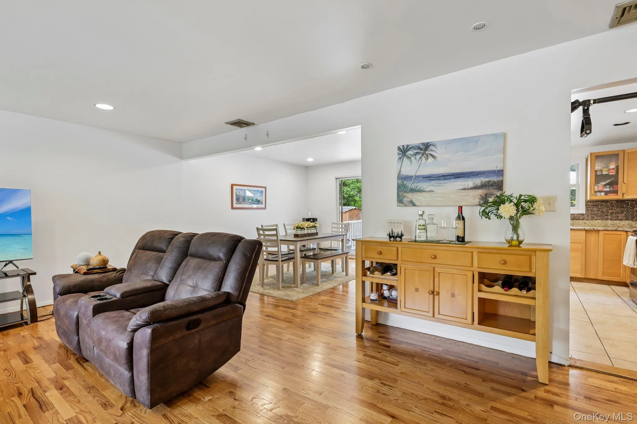 82 Branchville Road, Clarkstown, NY, 5 Bedrooms Bedrooms, 11 Rooms Rooms,3 BathroomsBathrooms,Residential,For Rent,Branchville,0,1045240 82 Branchville Road, Clarkstown, NY, 5 Bedrooms Bedrooms, 11 Rooms Rooms,3 BathroomsBathrooms,Residential,For Rent,Branchville,0,1045240
