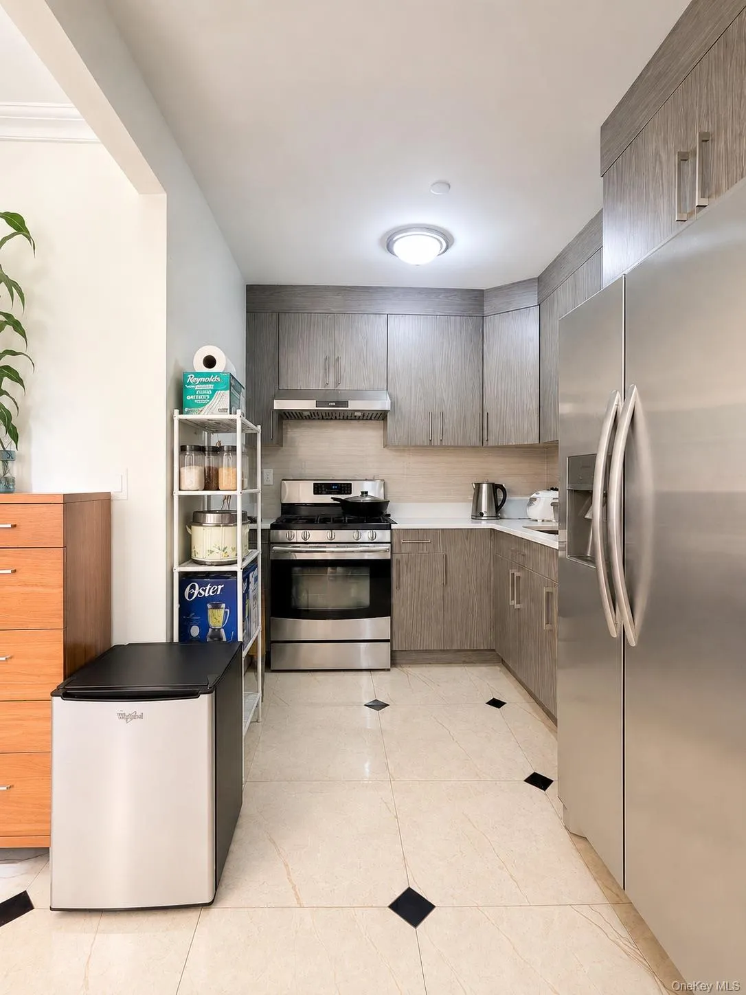 8616 21st Avenue, New York, NY, 2 Bedrooms Bedrooms, 5 Rooms Rooms,1 BathroomBathrooms,Residential,For Rent,21st,0,1045243 8616 21st Avenue, New York, NY, 2 Bedrooms Bedrooms, 5 Rooms Rooms,1 BathroomBathrooms,Residential,For Rent,21st,0,1045243