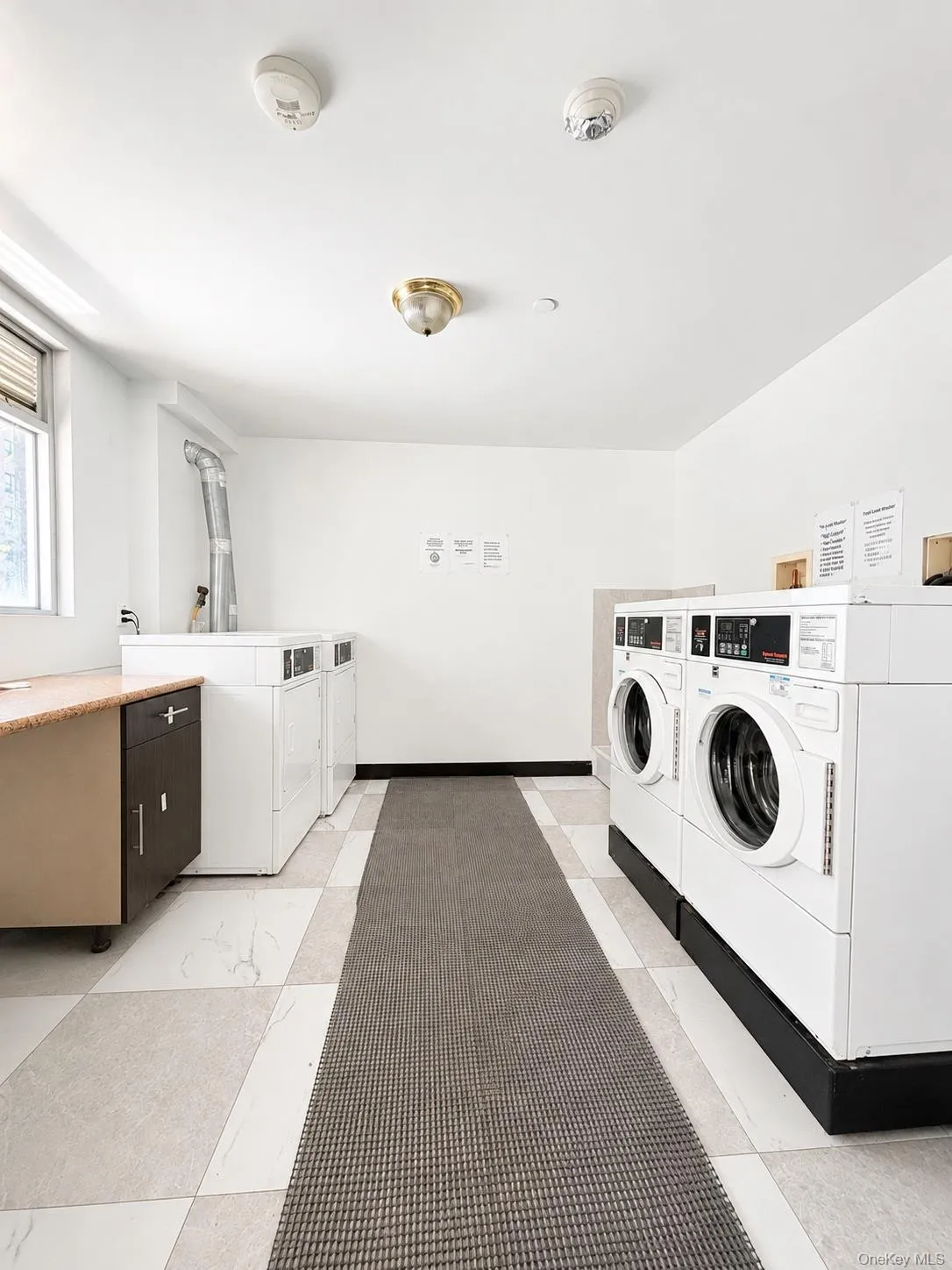 8616 21st Avenue, New York, NY, 2 Bedrooms Bedrooms, 5 Rooms Rooms,1 BathroomBathrooms,Residential,For Rent,21st,0,1045243 8616 21st Avenue, New York, NY, 2 Bedrooms Bedrooms, 5 Rooms Rooms,1 BathroomBathrooms,Residential,For Rent,21st,0,1045243