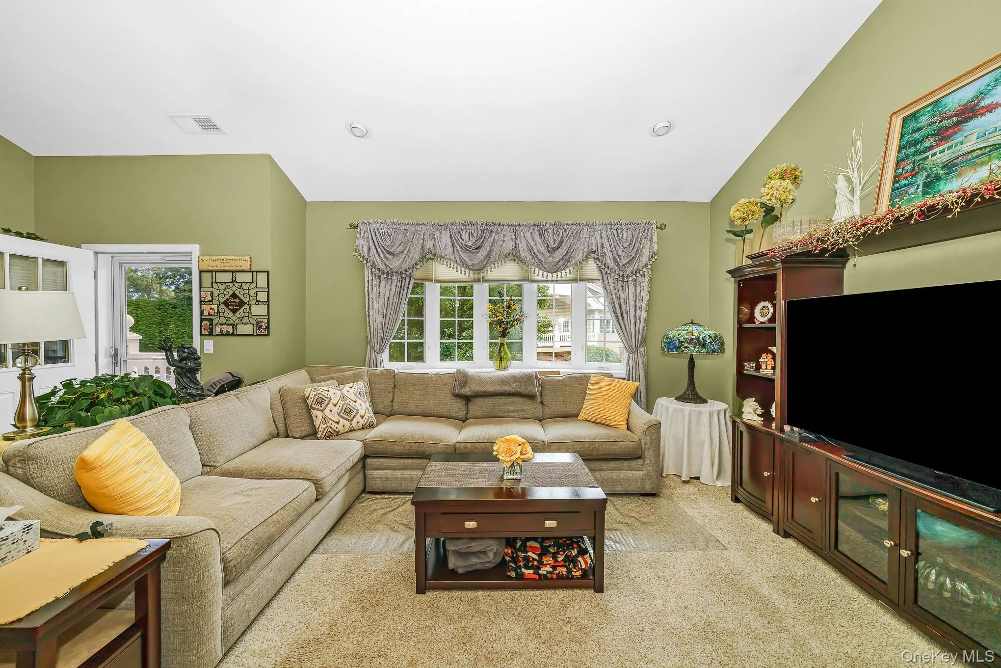 30 Sarah Court, Babylon, NY, 2 Bedrooms Bedrooms, 5 Rooms Rooms,2 BathroomsBathrooms,Residential,For Rent,Sarah,0,1045244 30 Sarah Court, Babylon, NY, 2 Bedrooms Bedrooms, 5 Rooms Rooms,2 BathroomsBathrooms,Residential,For Rent,Sarah,0,1045244