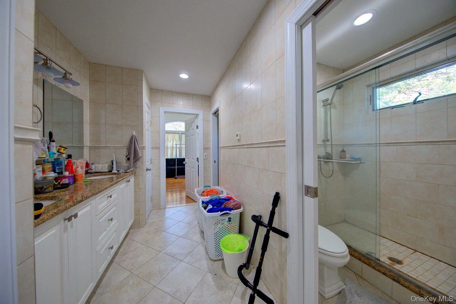 97 Chestnut Street, Brookhaven, NY, 6 Bedrooms Bedrooms, 13 Rooms Rooms,5 BathroomsBathrooms,Residential,For Rent,Chestnut,0,1045245 97 Chestnut Street, Brookhaven, NY, 6 Bedrooms Bedrooms, 13 Rooms Rooms,5 BathroomsBathrooms,Residential,For Rent,Chestnut,0,1045245