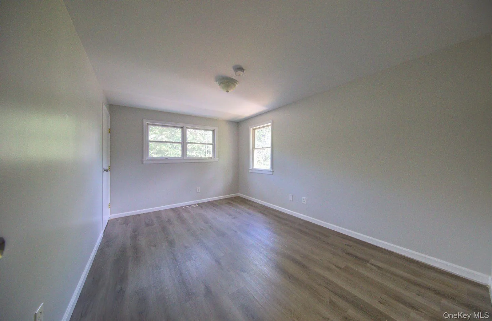 97 Chestnut Street, Brookhaven, NY, 6 Bedrooms Bedrooms, 13 Rooms Rooms,5 BathroomsBathrooms,Residential,For Rent,Chestnut,0,1045245 97 Chestnut Street, Brookhaven, NY, 6 Bedrooms Bedrooms, 13 Rooms Rooms,5 BathroomsBathrooms,Residential,For Rent,Chestnut,0,1045245