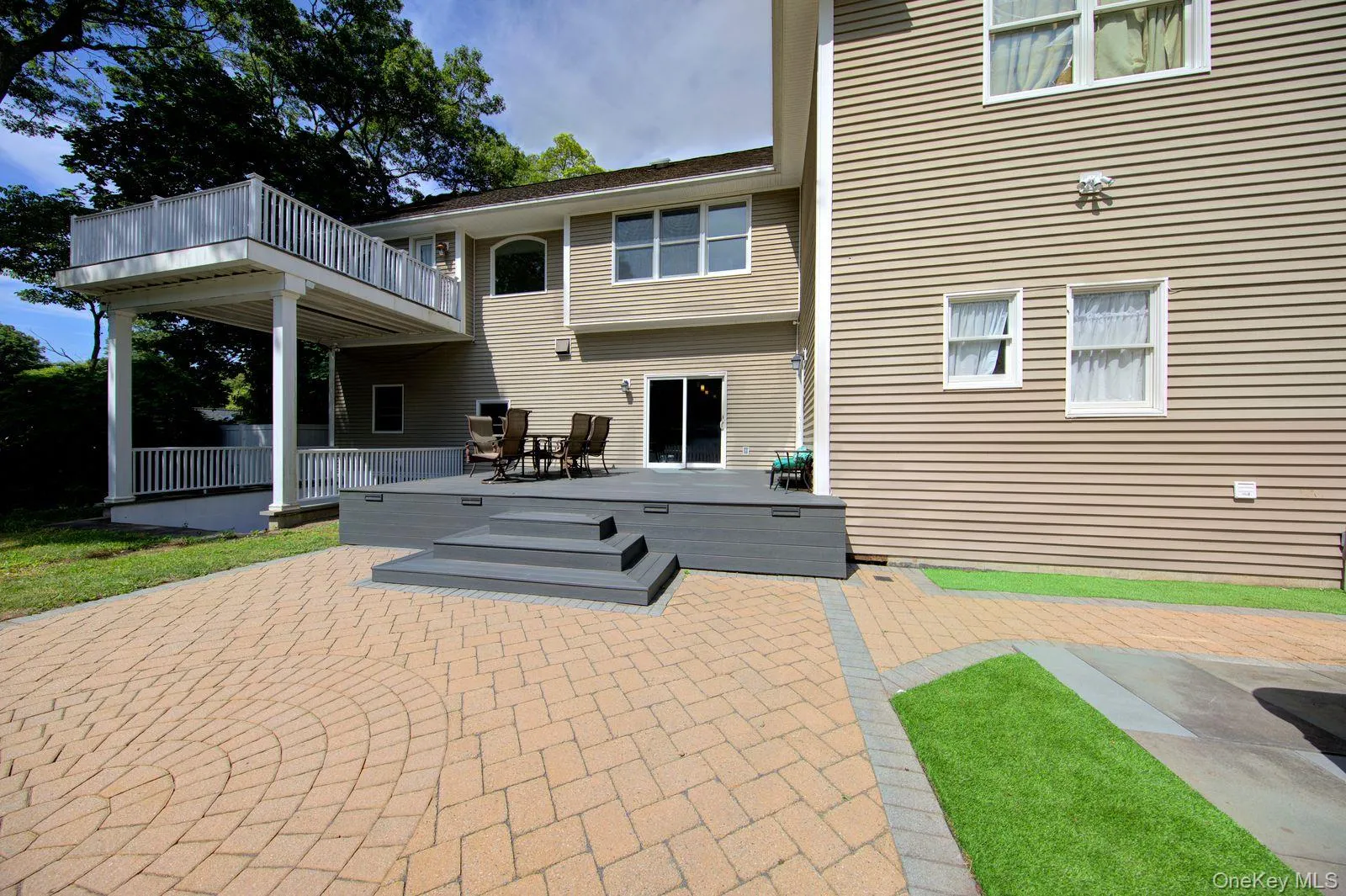 97 Chestnut Street, Brookhaven, NY, 6 Bedrooms Bedrooms, 13 Rooms Rooms,5 BathroomsBathrooms,Residential,For Rent,Chestnut,0,1045245 97 Chestnut Street, Brookhaven, NY, 6 Bedrooms Bedrooms, 13 Rooms Rooms,5 BathroomsBathrooms,Residential,For Rent,Chestnut,0,1045245