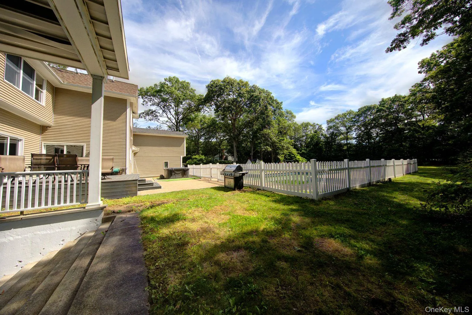 97 Chestnut Street, Brookhaven, NY, 6 Bedrooms Bedrooms, 13 Rooms Rooms,5 BathroomsBathrooms,Residential,For Rent,Chestnut,0,1045245 97 Chestnut Street, Brookhaven, NY, 6 Bedrooms Bedrooms, 13 Rooms Rooms,5 BathroomsBathrooms,Residential,For Rent,Chestnut,0,1045245