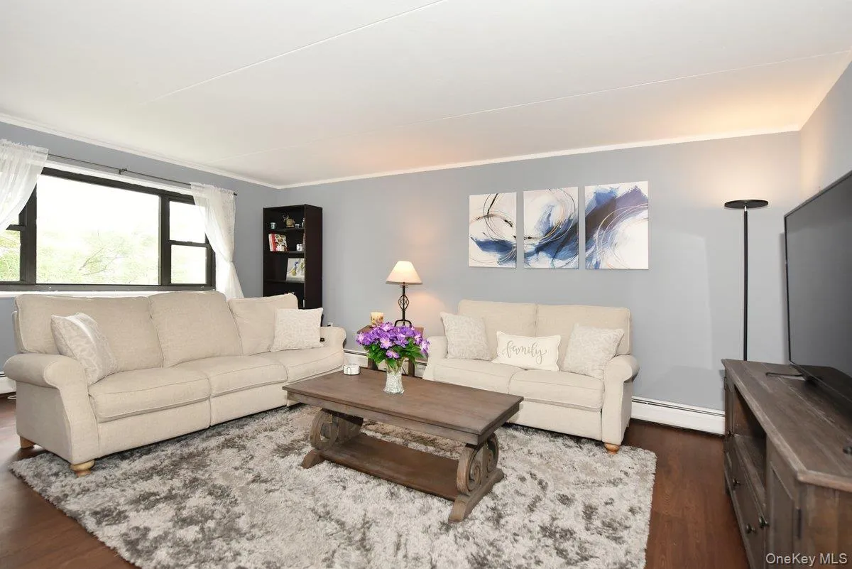100 Clinton Avenue, Hempstead, NY, 1 Bedroom Bedrooms, 4 Rooms Rooms,1 BathroomBathrooms,Residential,For Rent,Clinton,0,1045246 100 Clinton Avenue, Hempstead, NY, 1 Bedroom Bedrooms, 4 Rooms Rooms,1 BathroomBathrooms,Residential,For Rent,Clinton,0,1045246
