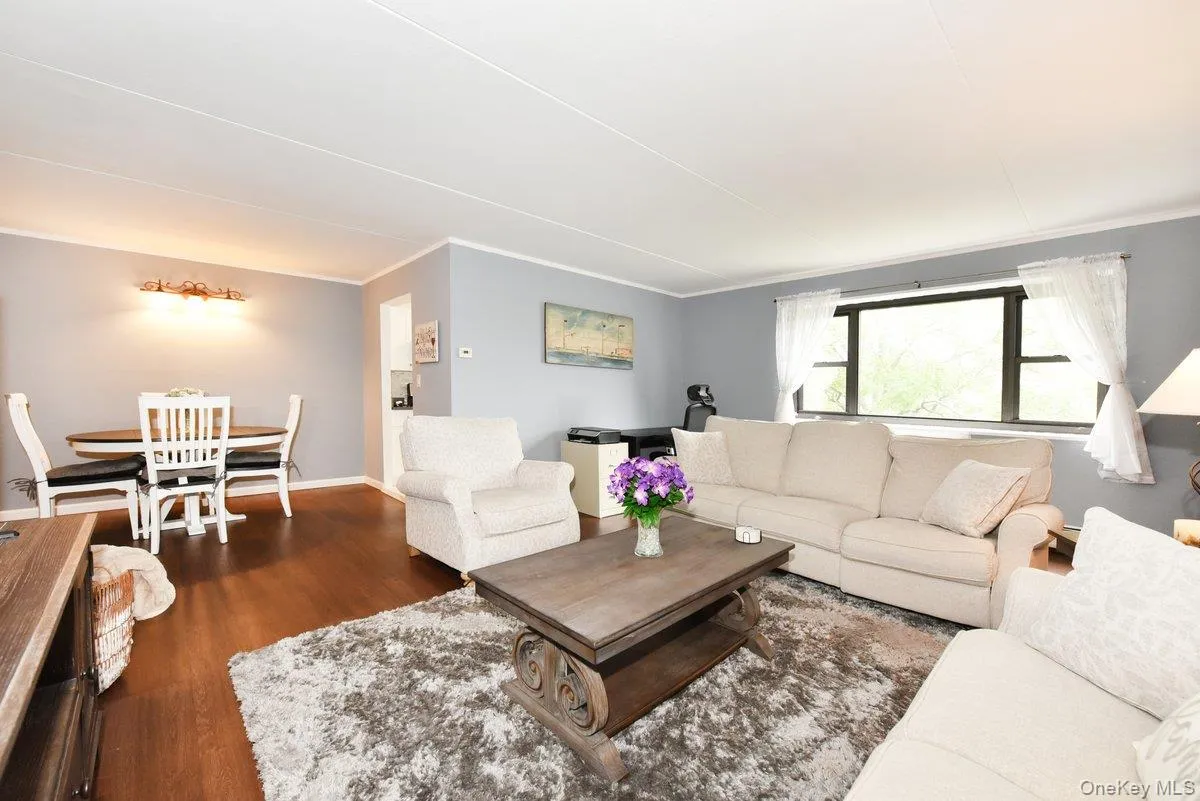 100 Clinton Avenue, Hempstead, NY, 1 Bedroom Bedrooms, 4 Rooms Rooms,1 BathroomBathrooms,Residential,For Rent,Clinton,0,1045246 100 Clinton Avenue, Hempstead, NY, 1 Bedroom Bedrooms, 4 Rooms Rooms,1 BathroomBathrooms,Residential,For Rent,Clinton,0,1045246