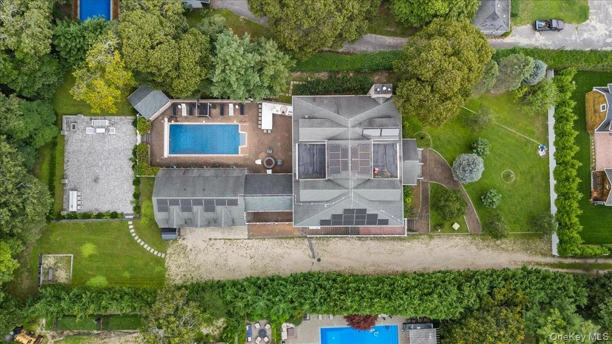 33A Newtown Road, Southampton, NY, 5 Bedrooms Bedrooms, 17 Rooms Rooms,6 BathroomsBathrooms,Residential,For Rent,Newtown,0,1045249 33A Newtown Road, Southampton, NY, 5 Bedrooms Bedrooms, 17 Rooms Rooms,6 BathroomsBathrooms,Residential,For Rent,Newtown,0,1045249
