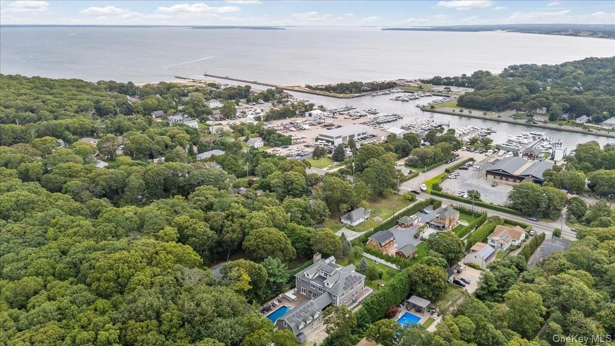 33A Newtown Road, Southampton, NY, 5 Bedrooms Bedrooms, 17 Rooms Rooms,6 BathroomsBathrooms,Residential,For Rent,Newtown,0,1045249 33A Newtown Road, Southampton, NY, 5 Bedrooms Bedrooms, 17 Rooms Rooms,6 BathroomsBathrooms,Residential,For Rent,Newtown,0,1045249