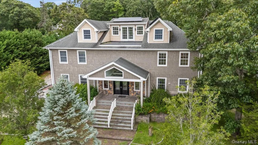 33a Newtown Road, Southampton, New York 11946
