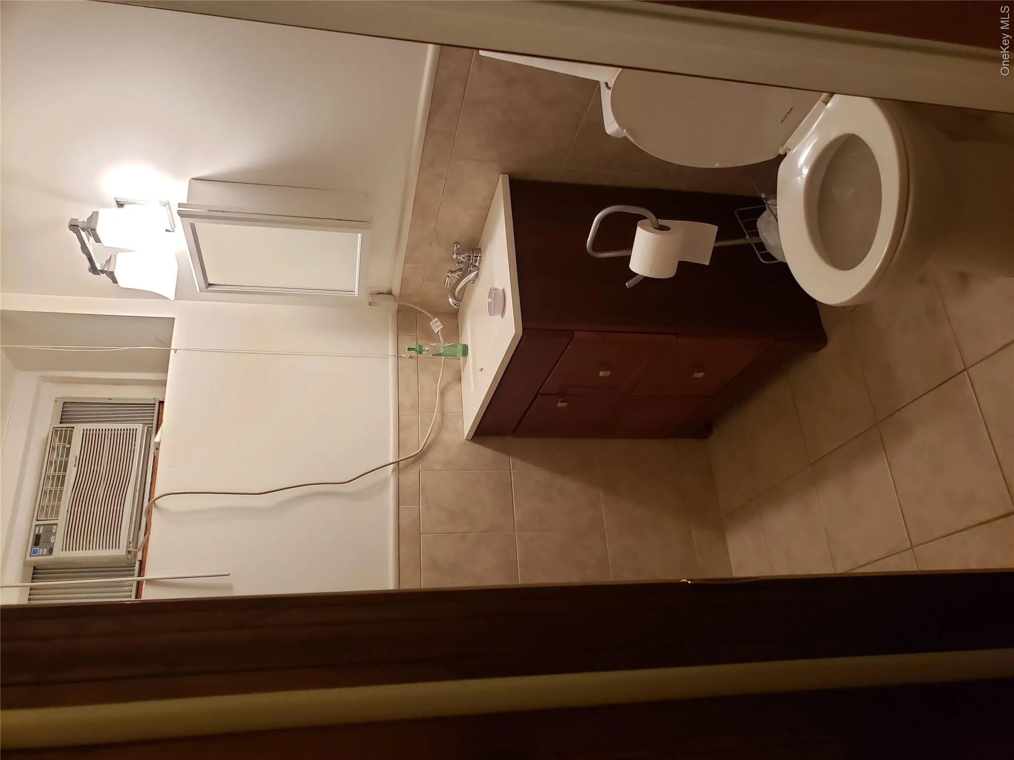87-37 Union Turnpike, New York, NY, 3 Bedrooms Bedrooms, 7 Rooms Rooms,2 BathroomsBathrooms,Residential,For Rent,Union,0,1045250 87-37 Union Turnpike, New York, NY, 3 Bedrooms Bedrooms, 7 Rooms Rooms,2 BathroomsBathrooms,Residential,For Rent,Union,0,1045250
