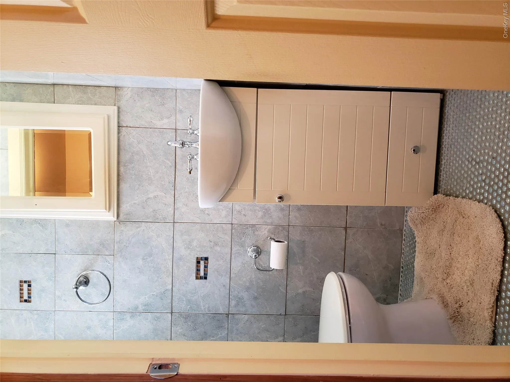 87-37 Union Turnpike, New York, NY, 3 Bedrooms Bedrooms, 7 Rooms Rooms,2 BathroomsBathrooms,Residential,For Rent,Union,0,1045250 87-37 Union Turnpike, New York, NY, 3 Bedrooms Bedrooms, 7 Rooms Rooms,2 BathroomsBathrooms,Residential,For Rent,Union,0,1045250