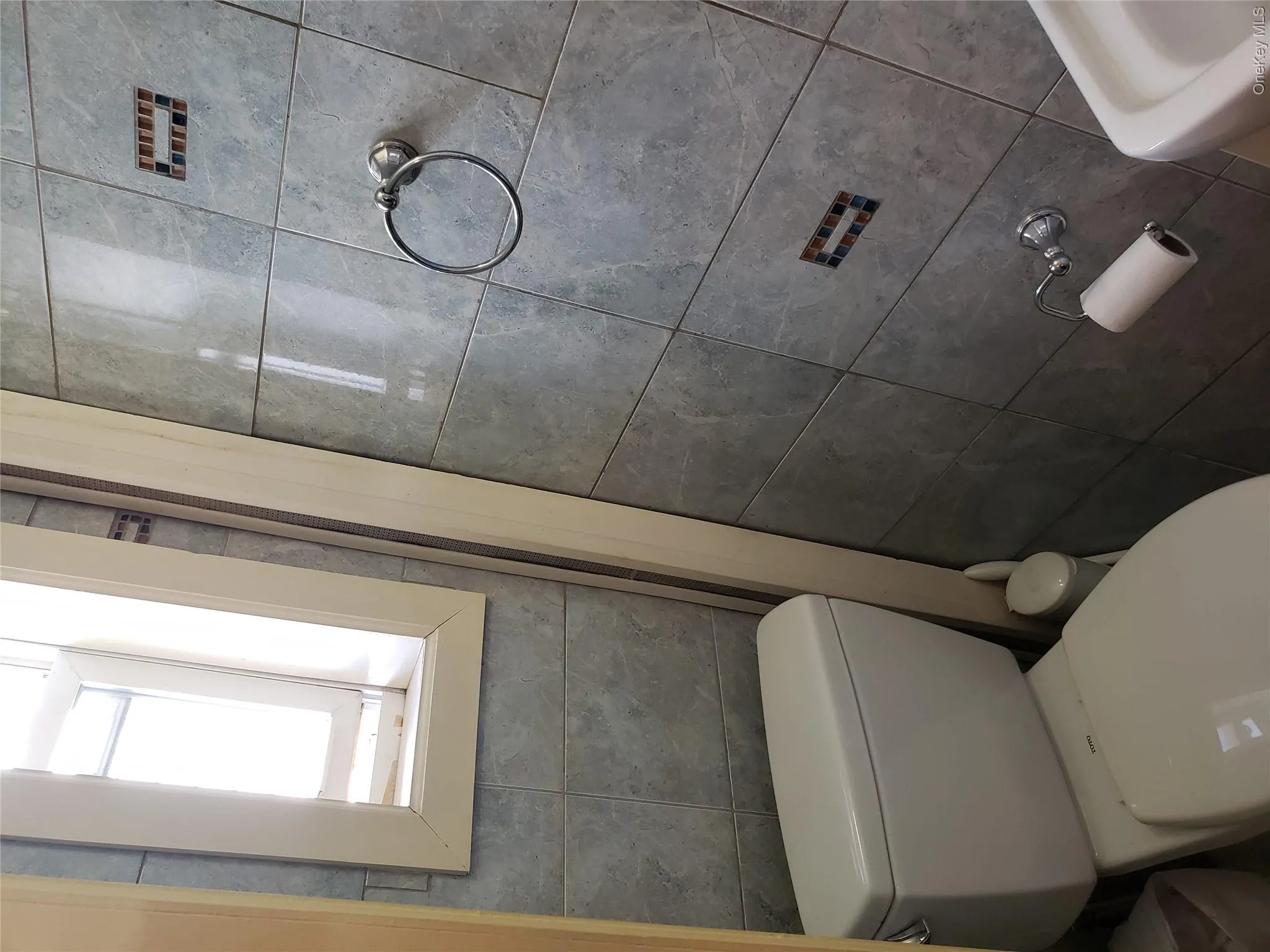 87-37 Union Turnpike, New York, NY, 3 Bedrooms Bedrooms, 7 Rooms Rooms,2 BathroomsBathrooms,Residential,For Rent,Union,0,1045250 87-37 Union Turnpike, New York, NY, 3 Bedrooms Bedrooms, 7 Rooms Rooms,2 BathroomsBathrooms,Residential,For Rent,Union,0,1045250