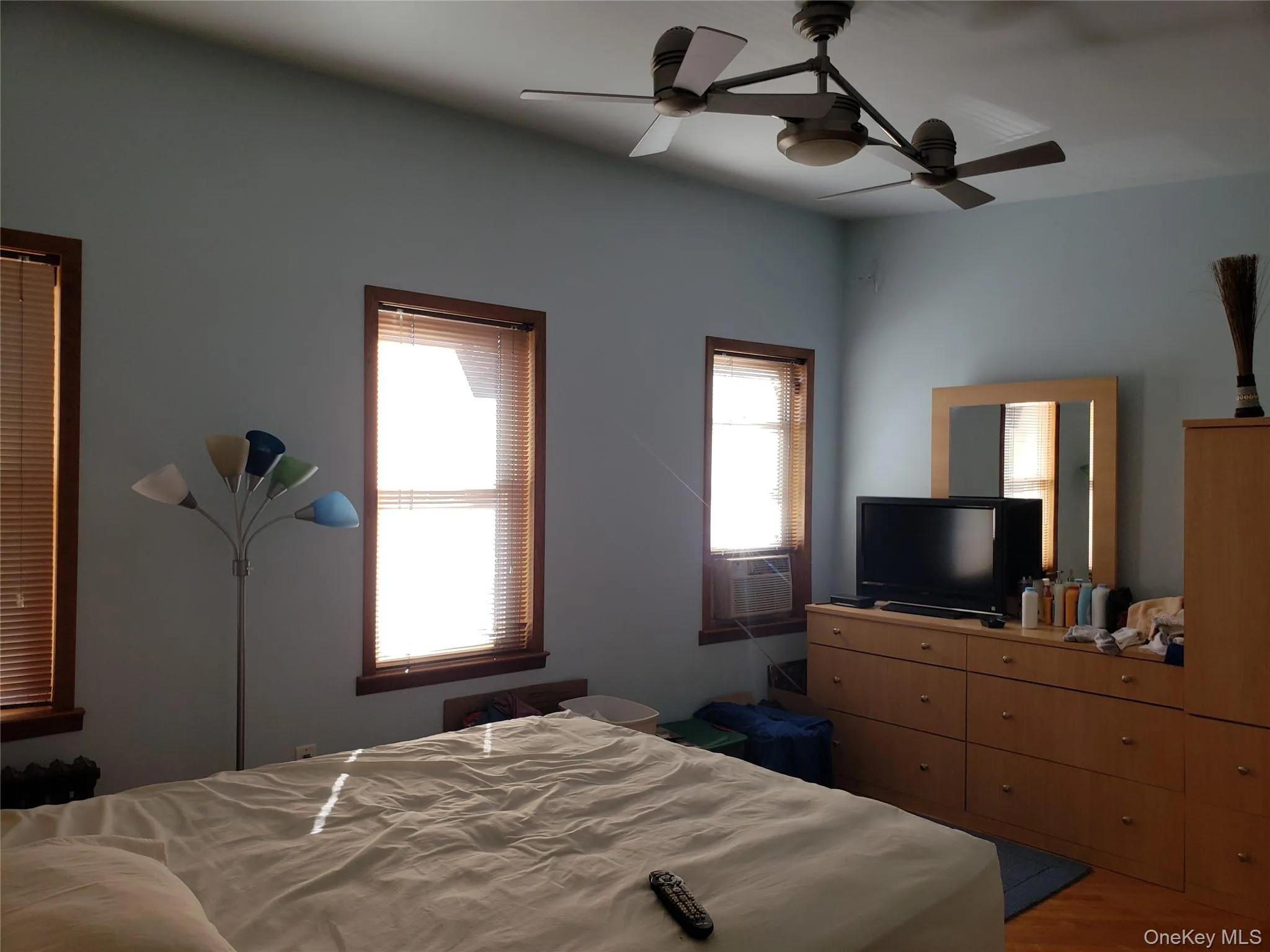87-37 Union Turnpike, New York, NY, 3 Bedrooms Bedrooms, 7 Rooms Rooms,2 BathroomsBathrooms,Residential,For Rent,Union,0,1045250 87-37 Union Turnpike, New York, NY, 3 Bedrooms Bedrooms, 7 Rooms Rooms,2 BathroomsBathrooms,Residential,For Rent,Union,0,1045250