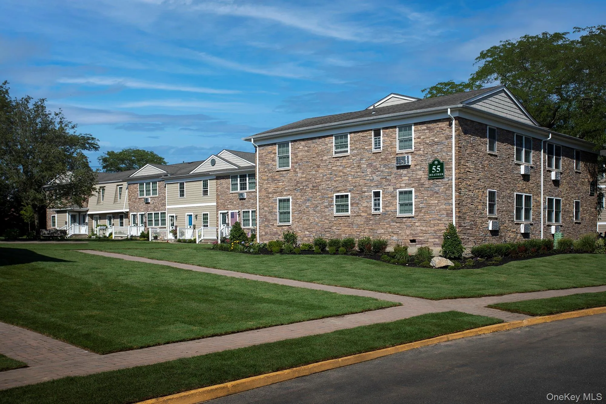 40 Fairfield Way, Smithtown, NY, 1 Bedroom Bedrooms, 3 Rooms Rooms,1 BathroomBathrooms,Residential Lease,For Rent,Fairfield,0,1045251 40 Fairfield Way, Smithtown, NY, 1 Bedroom Bedrooms, 3 Rooms Rooms,1 BathroomBathrooms,Residential Lease,For Rent,Fairfield,0,1045251