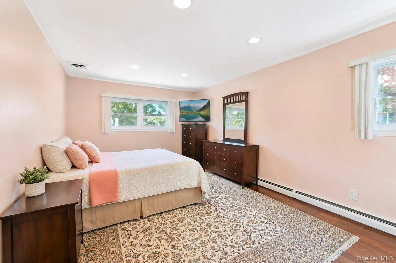 5 Cathy Lane, North Hempstead, NY, 4 Bedrooms Bedrooms, 9 Rooms Rooms,2 BathroomsBathrooms,Residential,For Rent,Cathy,0,1045252 5 Cathy Lane, North Hempstead, NY, 4 Bedrooms Bedrooms, 9 Rooms Rooms,2 BathroomsBathrooms,Residential,For Rent,Cathy,0,1045252