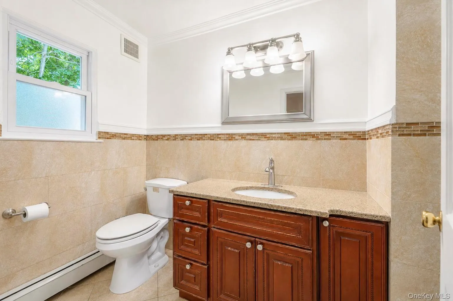 5 Cathy Lane, North Hempstead, NY, 4 Bedrooms Bedrooms, 9 Rooms Rooms,2 BathroomsBathrooms,Residential,For Rent,Cathy,0,1045252 5 Cathy Lane, North Hempstead, NY, 4 Bedrooms Bedrooms, 9 Rooms Rooms,2 BathroomsBathrooms,Residential,For Rent,Cathy,0,1045252
