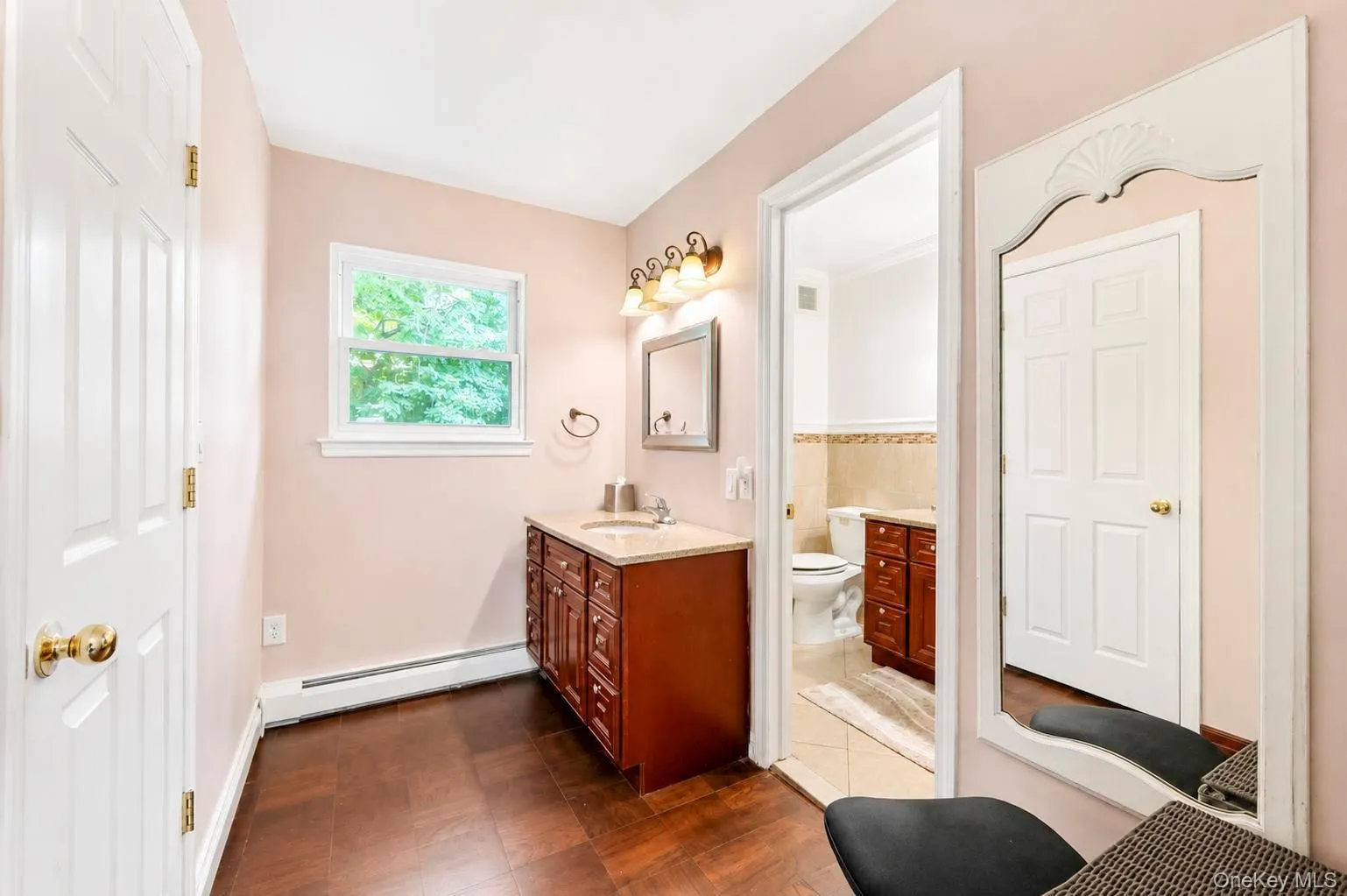 5 Cathy Lane, North Hempstead, NY, 4 Bedrooms Bedrooms, 9 Rooms Rooms,2 BathroomsBathrooms,Residential,For Rent,Cathy,0,1045252 5 Cathy Lane, North Hempstead, NY, 4 Bedrooms Bedrooms, 9 Rooms Rooms,2 BathroomsBathrooms,Residential,For Rent,Cathy,0,1045252