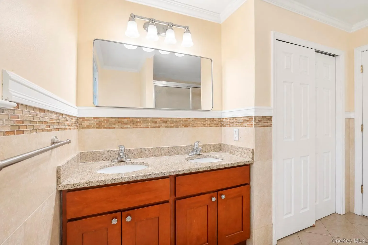 5 Cathy Lane, North Hempstead, NY, 4 Bedrooms Bedrooms, 9 Rooms Rooms,2 BathroomsBathrooms,Residential,For Rent,Cathy,0,1045252 5 Cathy Lane, North Hempstead, NY, 4 Bedrooms Bedrooms, 9 Rooms Rooms,2 BathroomsBathrooms,Residential,For Rent,Cathy,0,1045252
