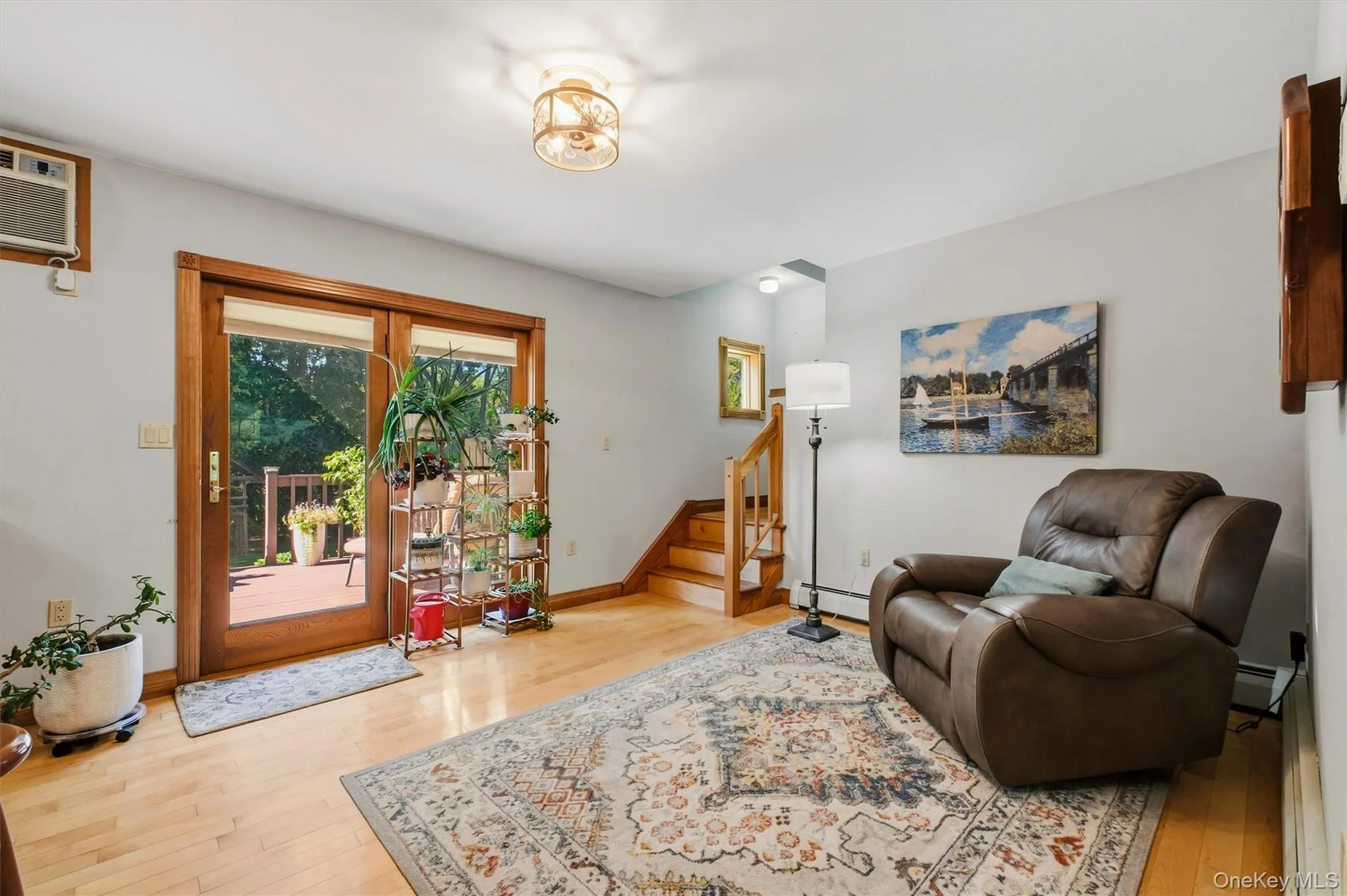 Hradwood Floors with slider to deck. Hradwood Floors with slider to deck.