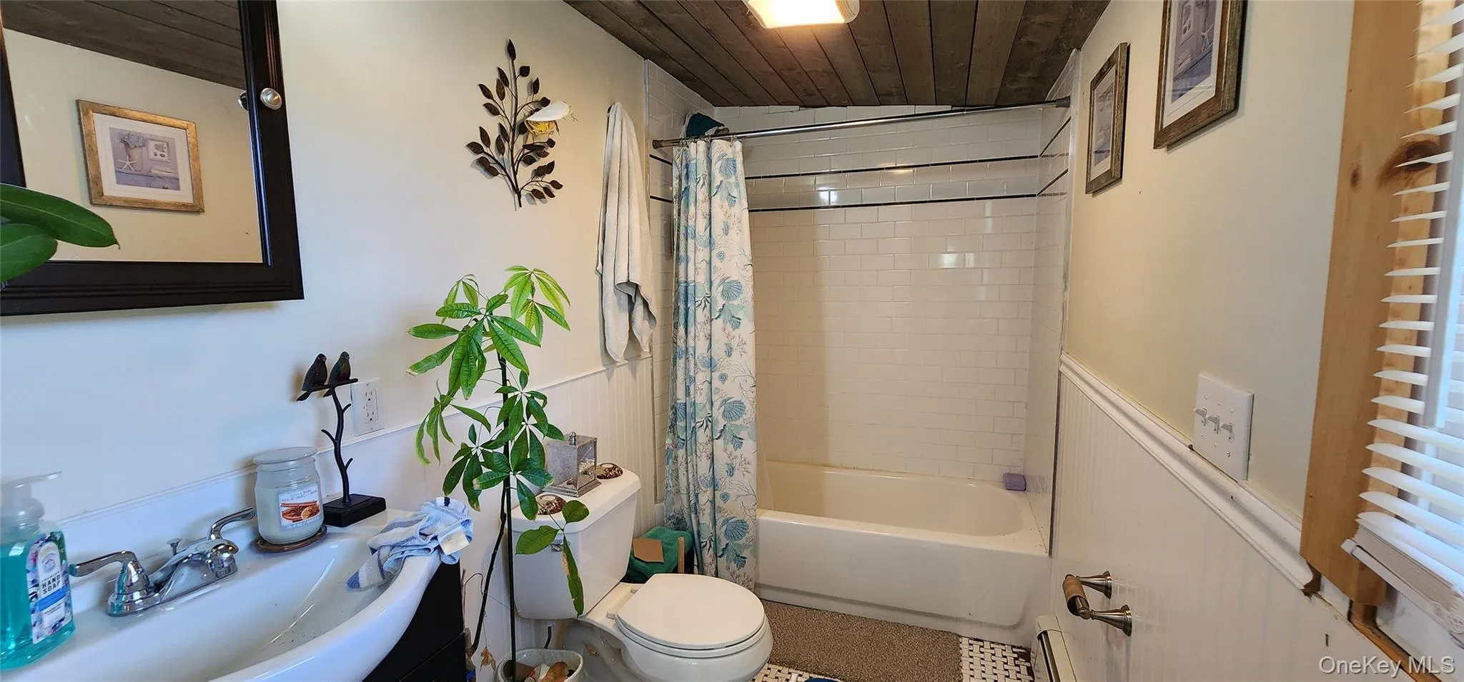 56 Cranberry Drive, Brookhaven, NY, 3 Bedrooms Bedrooms, 7 Rooms Rooms,1 BathroomBathrooms,Residential,For Rent,Cranberry,0,1045258 56 Cranberry Drive, Brookhaven, NY, 3 Bedrooms Bedrooms, 7 Rooms Rooms,1 BathroomBathrooms,Residential,For Rent,Cranberry,0,1045258