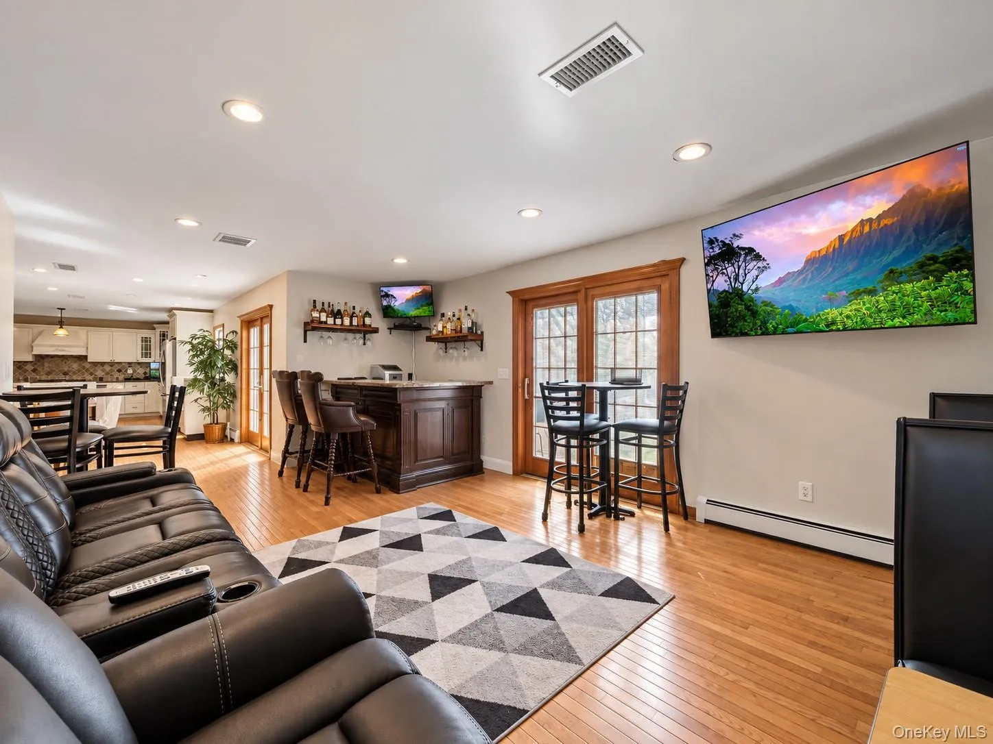 21 Argow Place, Clarkstown, NY, 5 Bedrooms Bedrooms, 10 Rooms Rooms,3 BathroomsBathrooms,Residential,For Rent,Argow,0,1045259 21 Argow Place, Clarkstown, NY, 5 Bedrooms Bedrooms, 10 Rooms Rooms,3 BathroomsBathrooms,Residential,For Rent,Argow,0,1045259