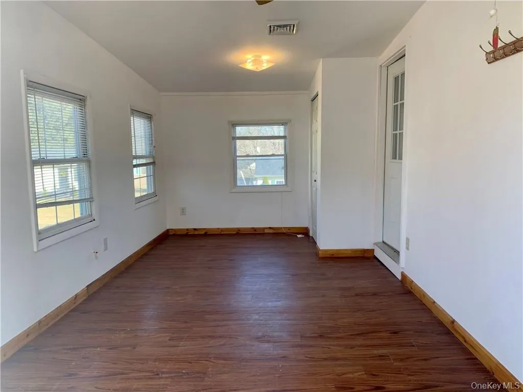 45 Walker Street, Mount Hope, NY, 2 Bedrooms Bedrooms, 6 Rooms Rooms,1 BathroomBathrooms,Residential,For Rent,Walker,0,1045265 45 Walker Street, Mount Hope, NY, 2 Bedrooms Bedrooms, 6 Rooms Rooms,1 BathroomBathrooms,Residential,For Rent,Walker,0,1045265