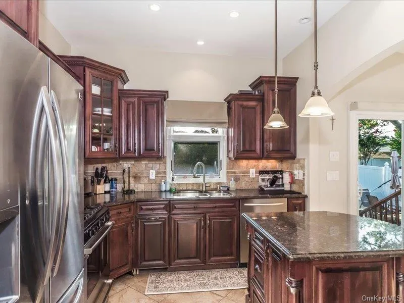 260 20th Street, Babylon, NY, 3 Bedrooms Bedrooms, 9 Rooms Rooms,2 BathroomsBathrooms,Residential,For Rent,20th,0,1045267 260 20th Street, Babylon, NY, 3 Bedrooms Bedrooms, 9 Rooms Rooms,2 BathroomsBathrooms,Residential,For Rent,20th,0,1045267