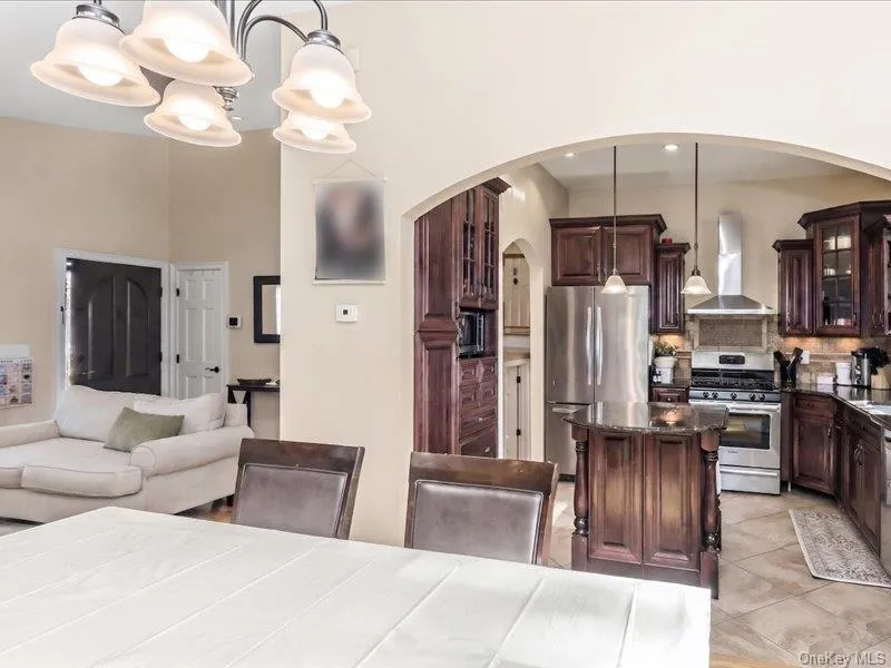 260 20th Street, Babylon, NY, 3 Bedrooms Bedrooms, 9 Rooms Rooms,2 BathroomsBathrooms,Residential,For Rent,20th,0,1045267 260 20th Street, Babylon, NY, 3 Bedrooms Bedrooms, 9 Rooms Rooms,2 BathroomsBathrooms,Residential,For Rent,20th,0,1045267