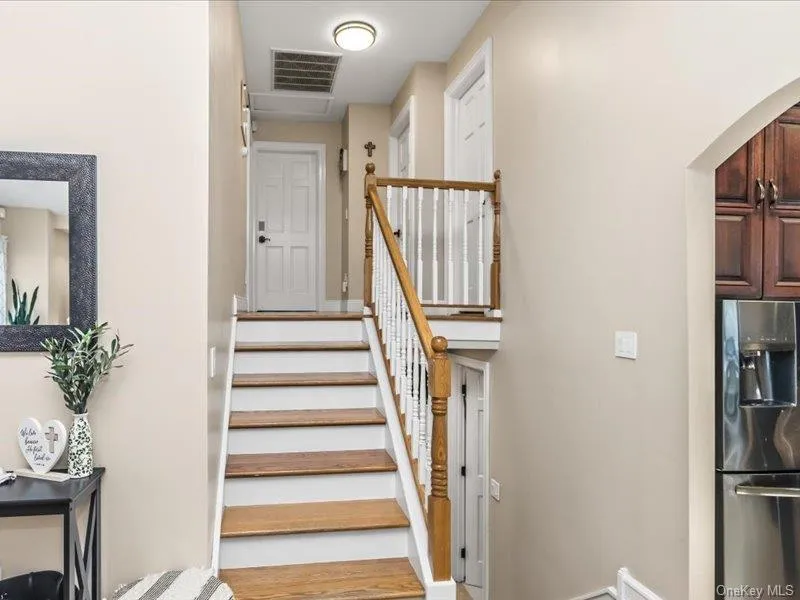 260 20th Street, Babylon, NY, 3 Bedrooms Bedrooms, 9 Rooms Rooms,2 BathroomsBathrooms,Residential,For Rent,20th,0,1045267 260 20th Street, Babylon, NY, 3 Bedrooms Bedrooms, 9 Rooms Rooms,2 BathroomsBathrooms,Residential,For Rent,20th,0,1045267
