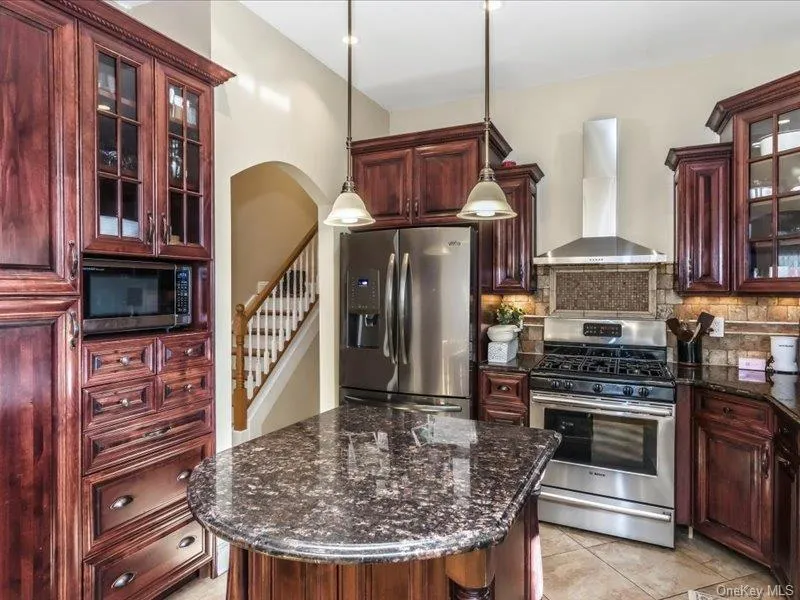260 20th Street, Babylon, NY, 3 Bedrooms Bedrooms, 9 Rooms Rooms,2 BathroomsBathrooms,Residential,For Rent,20th,0,1045267 260 20th Street, Babylon, NY, 3 Bedrooms Bedrooms, 9 Rooms Rooms,2 BathroomsBathrooms,Residential,For Rent,20th,0,1045267