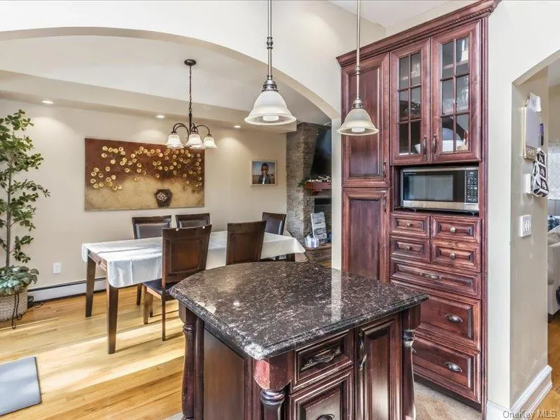 260 20th Street, Babylon, NY, 3 Bedrooms Bedrooms, 9 Rooms Rooms,2 BathroomsBathrooms,Residential,For Rent,20th,0,1045267 260 20th Street, Babylon, NY, 3 Bedrooms Bedrooms, 9 Rooms Rooms,2 BathroomsBathrooms,Residential,For Rent,20th,0,1045267