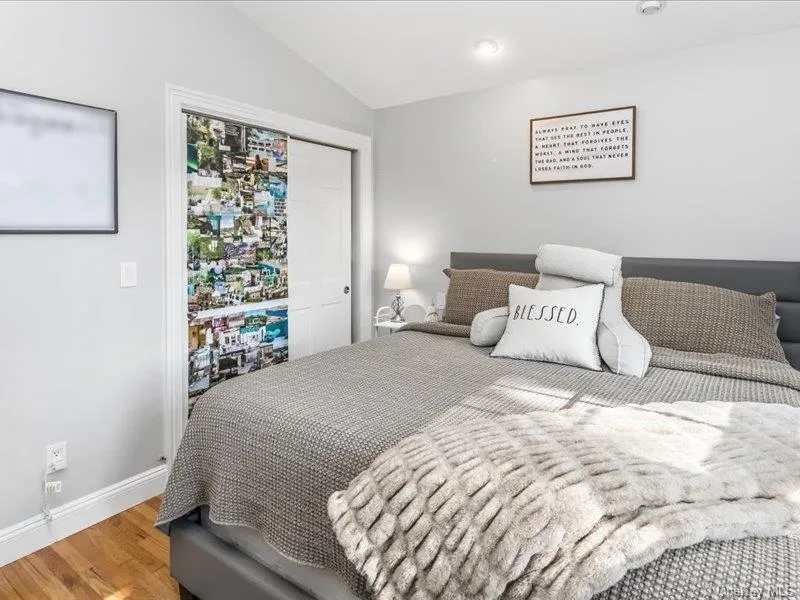 260 20th Street, Babylon, NY, 3 Bedrooms Bedrooms, 9 Rooms Rooms,2 BathroomsBathrooms,Residential,For Rent,20th,0,1045267 260 20th Street, Babylon, NY, 3 Bedrooms Bedrooms, 9 Rooms Rooms,2 BathroomsBathrooms,Residential,For Rent,20th,0,1045267
