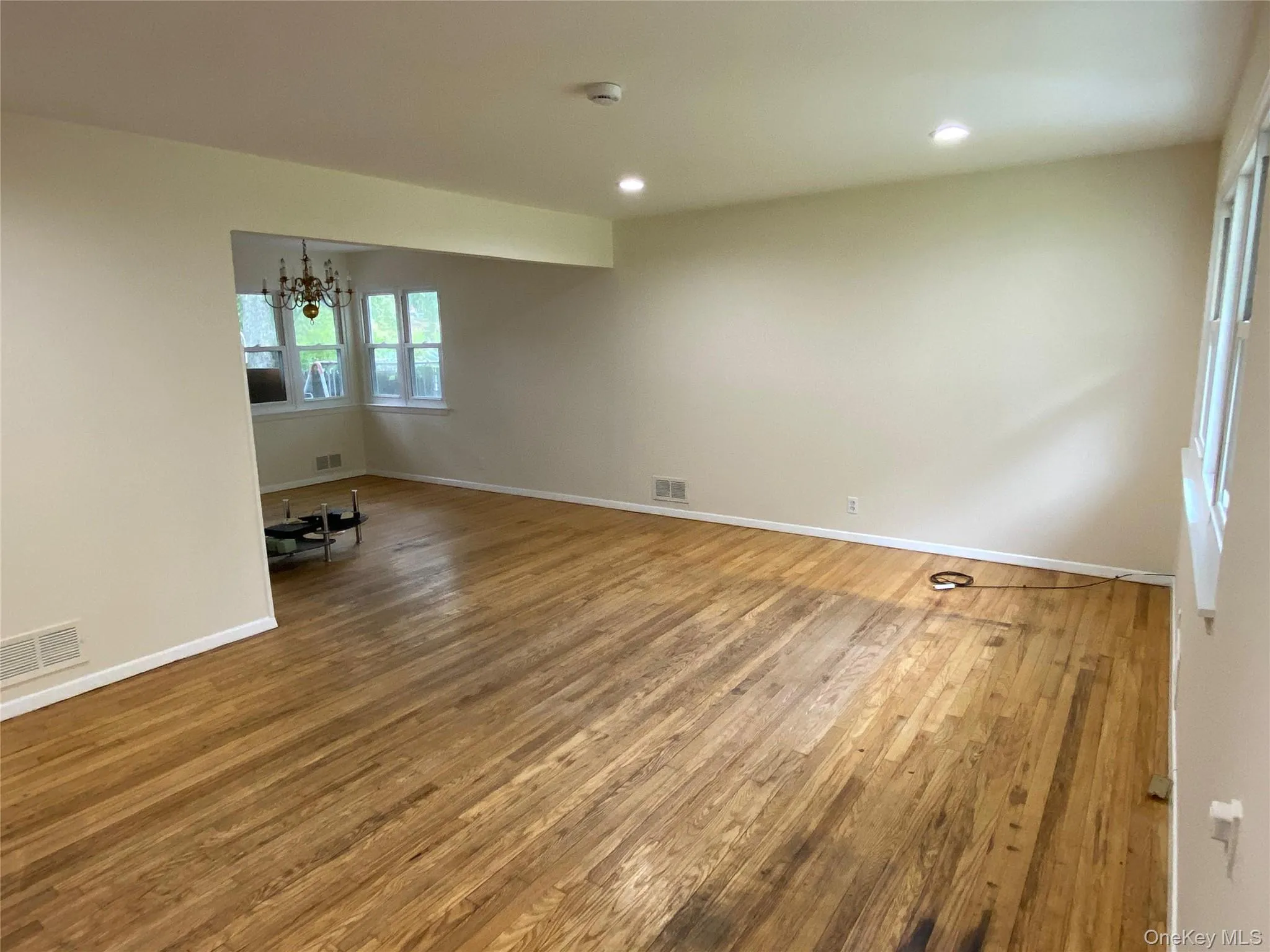 182 Middletown Road, Orangetown, NY, 3 Bedrooms Bedrooms, 5 Rooms Rooms,1 BathroomBathrooms,Residential Lease,For Rent,Middletown,0,1045270 182 Middletown Road, Orangetown, NY, 3 Bedrooms Bedrooms, 5 Rooms Rooms,1 BathroomBathrooms,Residential Lease,For Rent,Middletown,0,1045270