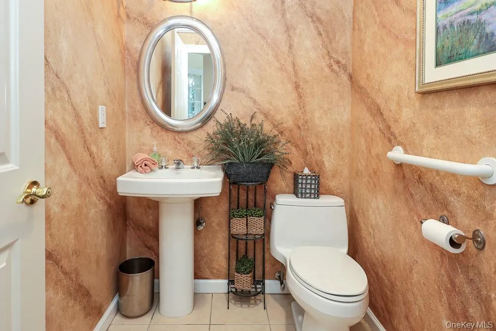 643 Verona Drive, Huntington, NY, 3 Bedrooms Bedrooms, 8 Rooms Rooms,2 BathroomsBathrooms,Residential,For Rent,Verona,0,1045271 643 Verona Drive, Huntington, NY, 3 Bedrooms Bedrooms, 8 Rooms Rooms,2 BathroomsBathrooms,Residential,For Rent,Verona,0,1045271