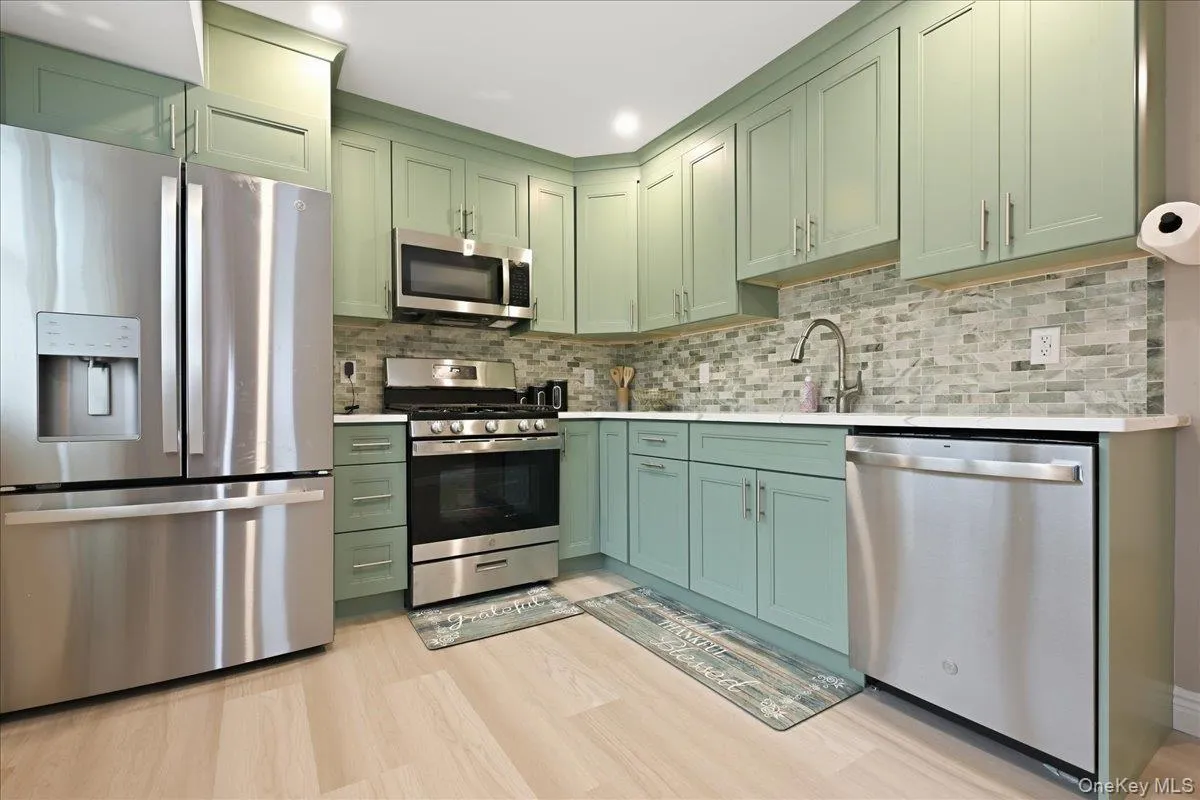 828 Bruce Drive, Hempstead, NY, 4 Bedrooms Bedrooms, 14 Rooms Rooms,2 BathroomsBathrooms,Residential,For Rent,Bruce,0,1045276 828 Bruce Drive, Hempstead, NY, 4 Bedrooms Bedrooms, 14 Rooms Rooms,2 BathroomsBathrooms,Residential,For Rent,Bruce,0,1045276