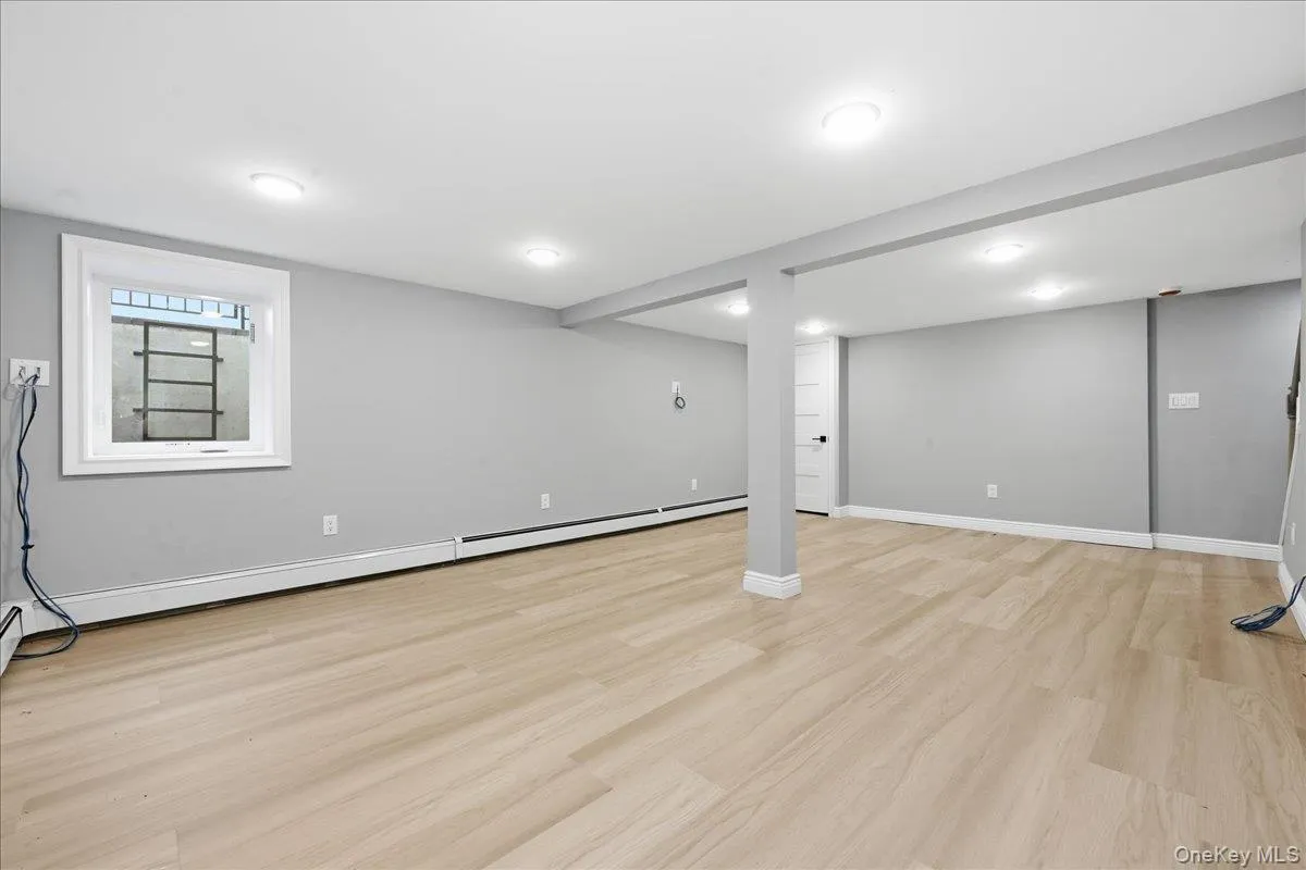 828 Bruce Drive, Hempstead, NY, 4 Bedrooms Bedrooms, 14 Rooms Rooms,2 BathroomsBathrooms,Residential,For Rent,Bruce,0,1045276 828 Bruce Drive, Hempstead, NY, 4 Bedrooms Bedrooms, 14 Rooms Rooms,2 BathroomsBathrooms,Residential,For Rent,Bruce,0,1045276