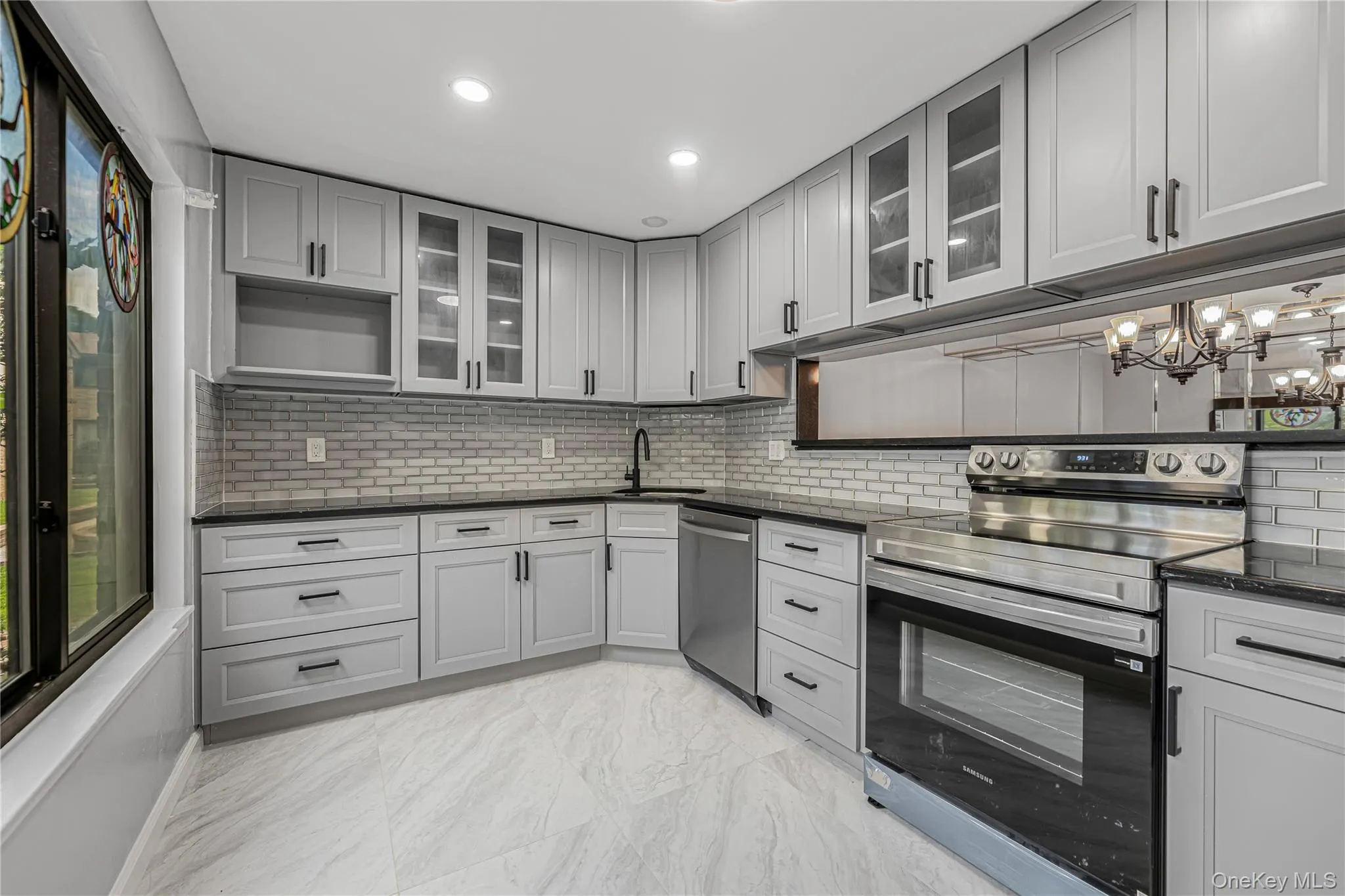 11 Jackson Avenue, Yonkers, NY, 3 Bedrooms Bedrooms, 9 Rooms Rooms,2 BathroomsBathrooms,Residential,For Rent,Jackson,0,1045284 11 Jackson Avenue, Yonkers, NY, 3 Bedrooms Bedrooms, 9 Rooms Rooms,2 BathroomsBathrooms,Residential,For Rent,Jackson,0,1045284