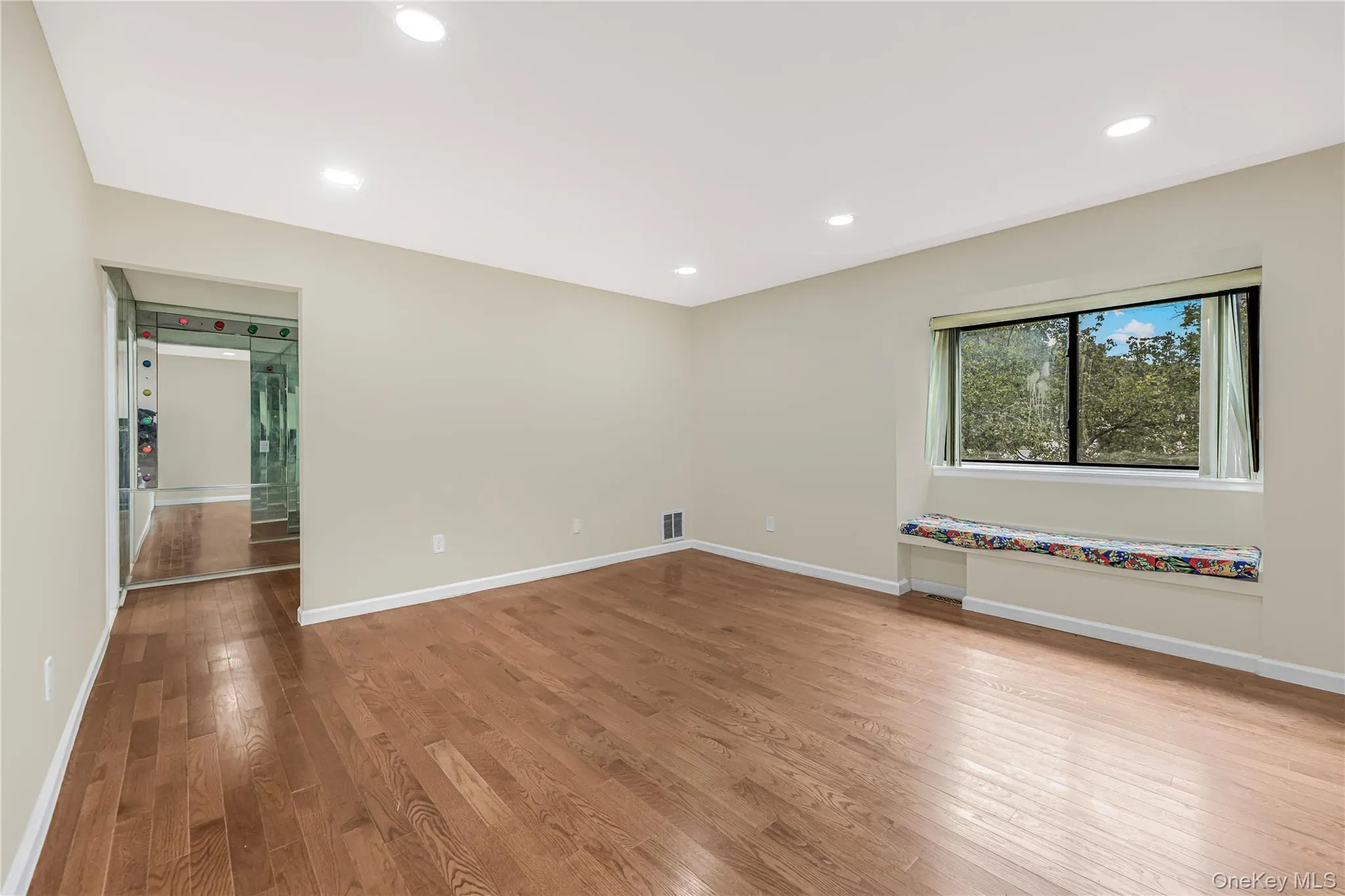 11 Jackson Avenue, Yonkers, NY, 3 Bedrooms Bedrooms, 9 Rooms Rooms,2 BathroomsBathrooms,Residential,For Rent,Jackson,0,1045284 11 Jackson Avenue, Yonkers, NY, 3 Bedrooms Bedrooms, 9 Rooms Rooms,2 BathroomsBathrooms,Residential,For Rent,Jackson,0,1045284