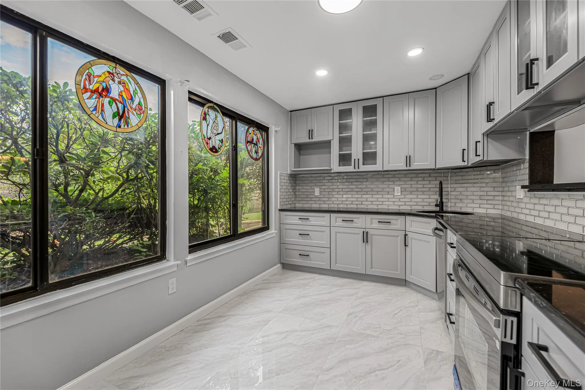 11 Jackson Avenue, Yonkers, NY, 3 Bedrooms Bedrooms, 9 Rooms Rooms,2 BathroomsBathrooms,Residential,For Rent,Jackson,0,1045284 11 Jackson Avenue, Yonkers, NY, 3 Bedrooms Bedrooms, 9 Rooms Rooms,2 BathroomsBathrooms,Residential,For Rent,Jackson,0,1045284