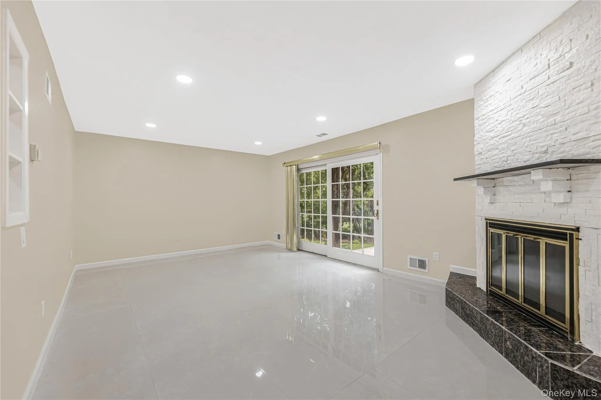 11 Jackson Avenue, Yonkers, NY, 3 Bedrooms Bedrooms, 9 Rooms Rooms,2 BathroomsBathrooms,Residential,For Rent,Jackson,0,1045284 11 Jackson Avenue, Yonkers, NY, 3 Bedrooms Bedrooms, 9 Rooms Rooms,2 BathroomsBathrooms,Residential,For Rent,Jackson,0,1045284