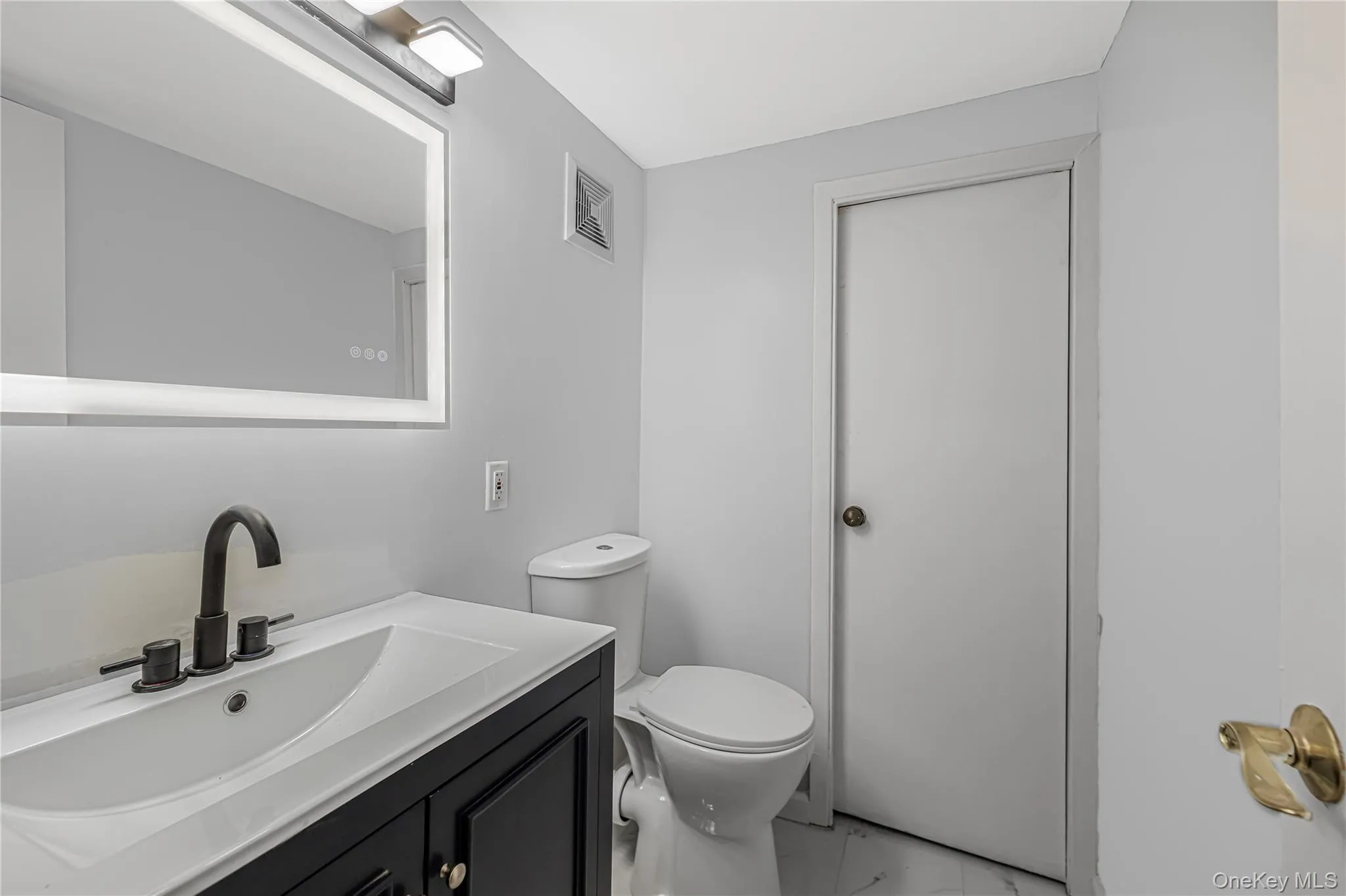 11 Jackson Avenue, Yonkers, NY, 3 Bedrooms Bedrooms, 9 Rooms Rooms,2 BathroomsBathrooms,Residential,For Rent,Jackson,0,1045284 11 Jackson Avenue, Yonkers, NY, 3 Bedrooms Bedrooms, 9 Rooms Rooms,2 BathroomsBathrooms,Residential,For Rent,Jackson,0,1045284