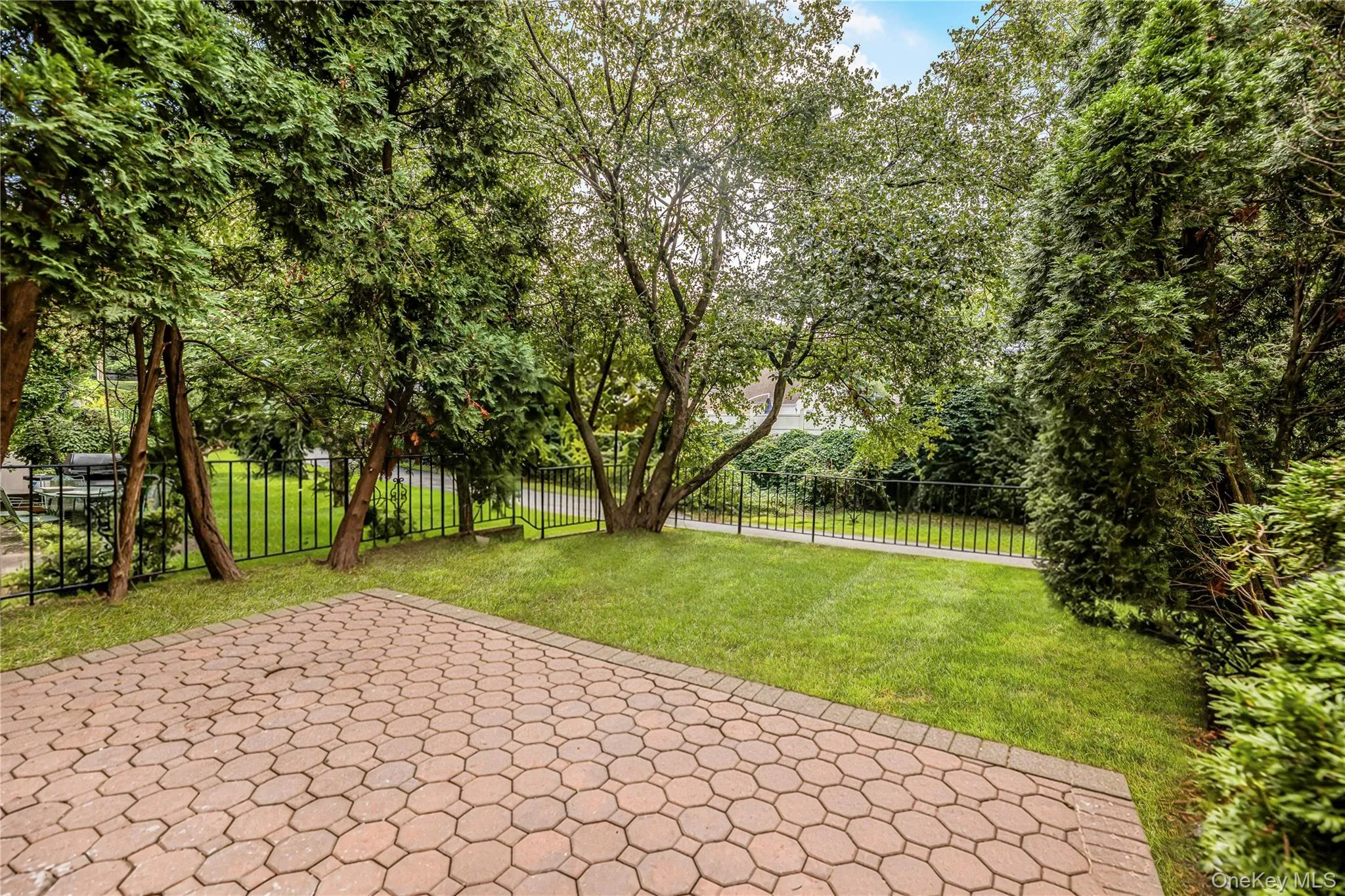 11 Jackson Avenue, Yonkers, NY, 3 Bedrooms Bedrooms, 9 Rooms Rooms,2 BathroomsBathrooms,Residential,For Rent,Jackson,0,1045284 11 Jackson Avenue, Yonkers, NY, 3 Bedrooms Bedrooms, 9 Rooms Rooms,2 BathroomsBathrooms,Residential,For Rent,Jackson,0,1045284