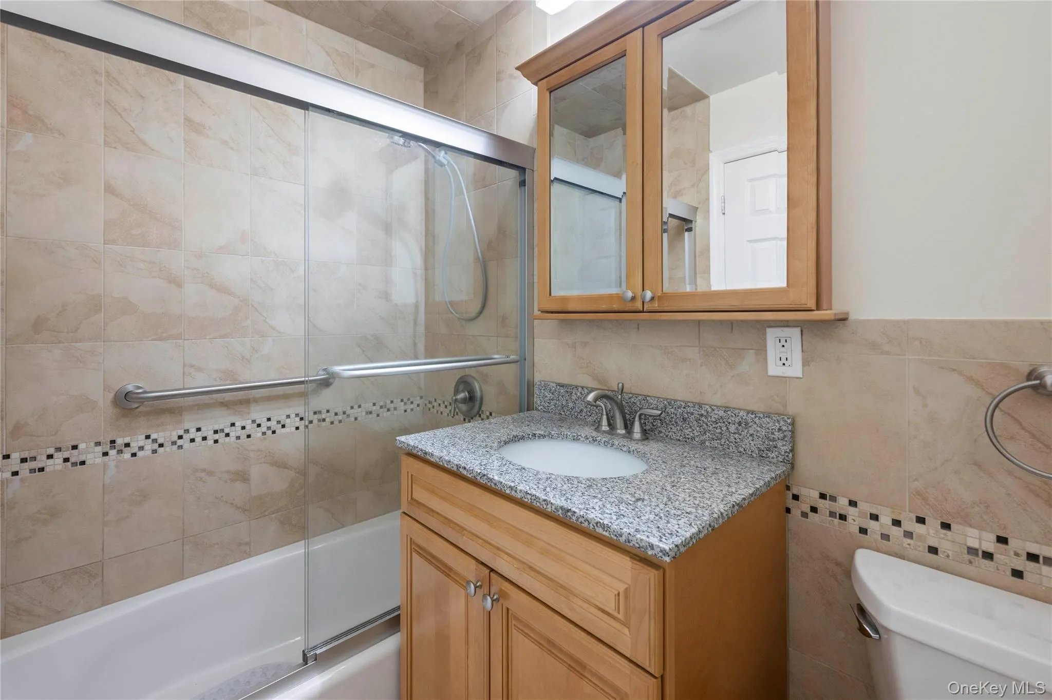 101 Gedney Street, Orangetown, NY, 2 Rooms Rooms,1 BathroomBathrooms,Residential Lease,For Rent,Gedney,0,1045285 101 Gedney Street, Orangetown, NY, 2 Rooms Rooms,1 BathroomBathrooms,Residential Lease,For Rent,Gedney,0,1045285