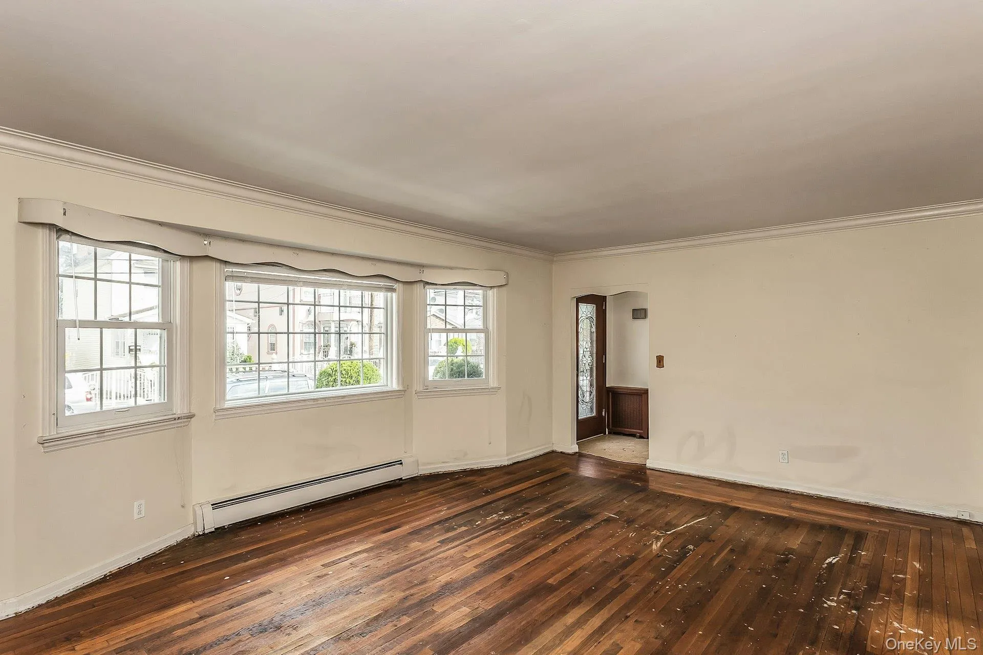 12714 102nd Road, New York, NY, 3 Bedrooms Bedrooms, 6 Rooms Rooms,1 BathroomBathrooms,Residential,For Rent,102nd,0,1045286 12714 102nd Road, New York, NY, 3 Bedrooms Bedrooms, 6 Rooms Rooms,1 BathroomBathrooms,Residential,For Rent,102nd,0,1045286