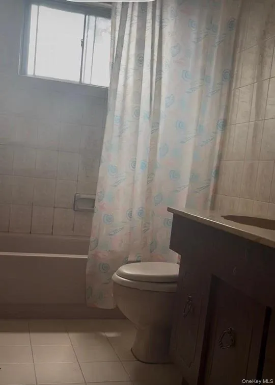 1 Cherokee Street, Oyster Bay, NY, 3 Bedrooms Bedrooms, 8 Rooms Rooms,1 BathroomBathrooms,Residential,For Rent,Cherokee,0,1045287 1 Cherokee Street, Oyster Bay, NY, 3 Bedrooms Bedrooms, 8 Rooms Rooms,1 BathroomBathrooms,Residential,For Rent,Cherokee,0,1045287