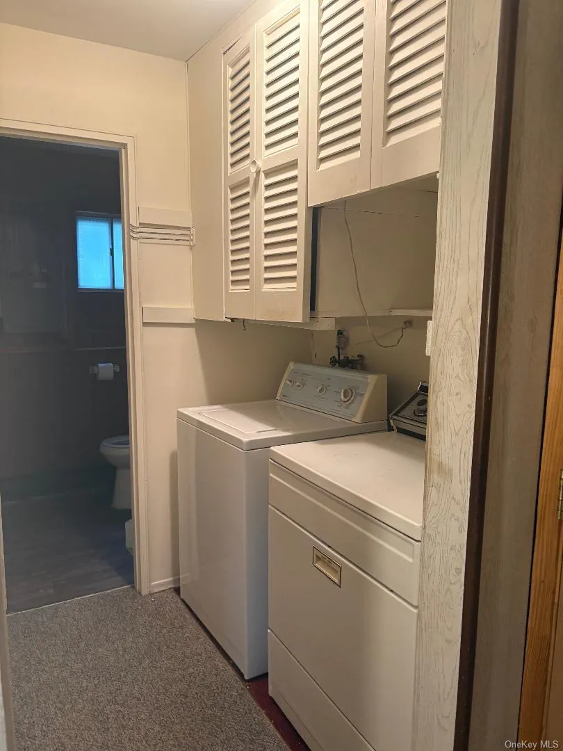 1 Cherokee Street, Oyster Bay, NY, 3 Bedrooms Bedrooms, 8 Rooms Rooms,1 BathroomBathrooms,Residential,For Rent,Cherokee,0,1045287 1 Cherokee Street, Oyster Bay, NY, 3 Bedrooms Bedrooms, 8 Rooms Rooms,1 BathroomBathrooms,Residential,For Rent,Cherokee,0,1045287