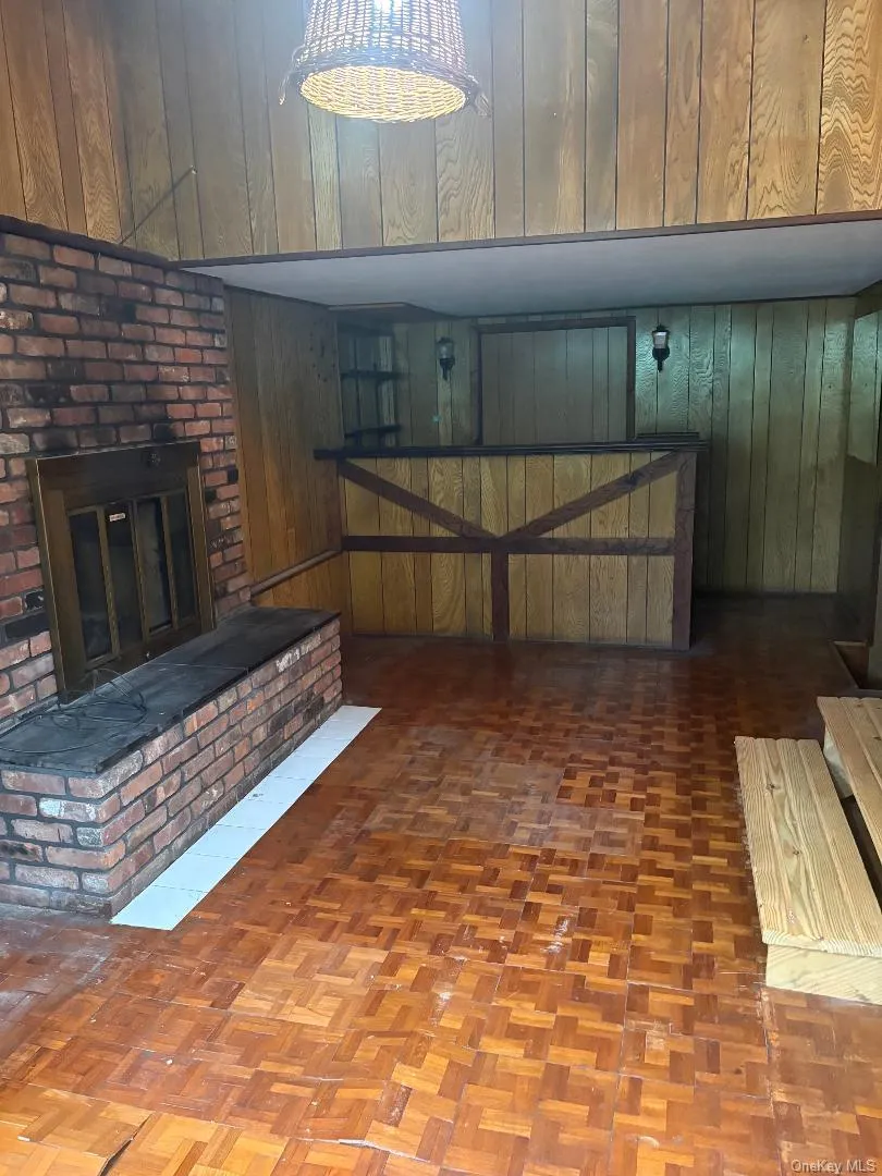 1 Cherokee Street, Oyster Bay, NY, 3 Bedrooms Bedrooms, 8 Rooms Rooms,1 BathroomBathrooms,Residential,For Rent,Cherokee,0,1045287 1 Cherokee Street, Oyster Bay, NY, 3 Bedrooms Bedrooms, 8 Rooms Rooms,1 BathroomBathrooms,Residential,For Rent,Cherokee,0,1045287