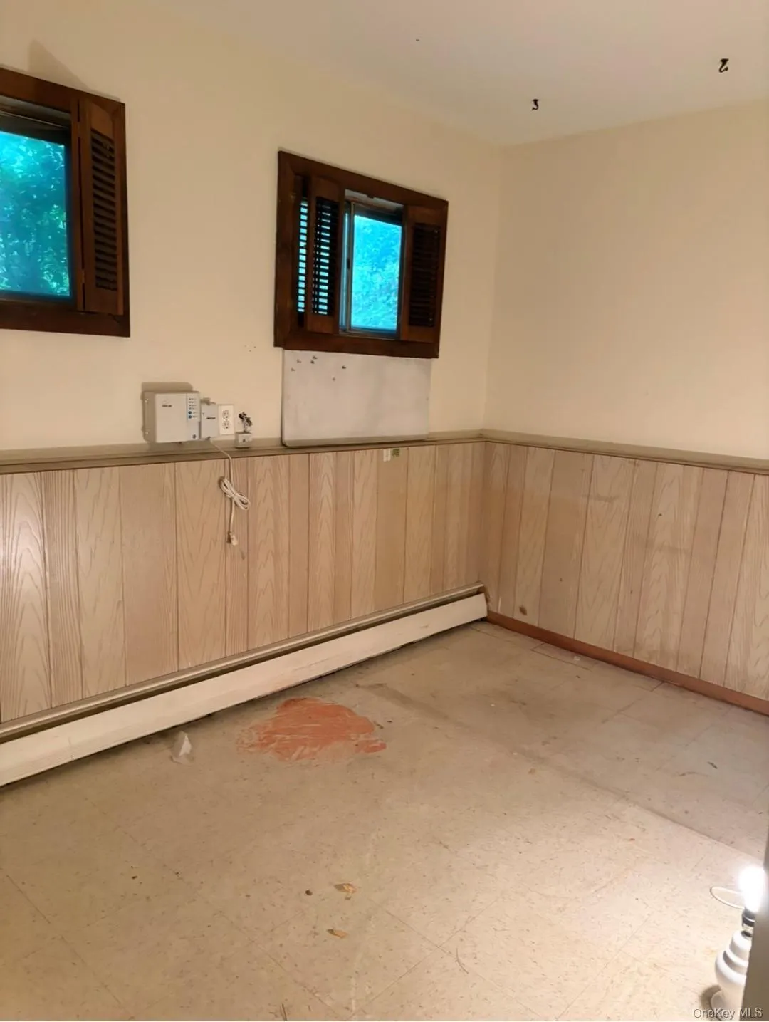 1 Cherokee Street, Oyster Bay, NY, 3 Bedrooms Bedrooms, 8 Rooms Rooms,1 BathroomBathrooms,Residential,For Rent,Cherokee,0,1045287 1 Cherokee Street, Oyster Bay, NY, 3 Bedrooms Bedrooms, 8 Rooms Rooms,1 BathroomBathrooms,Residential,For Rent,Cherokee,0,1045287