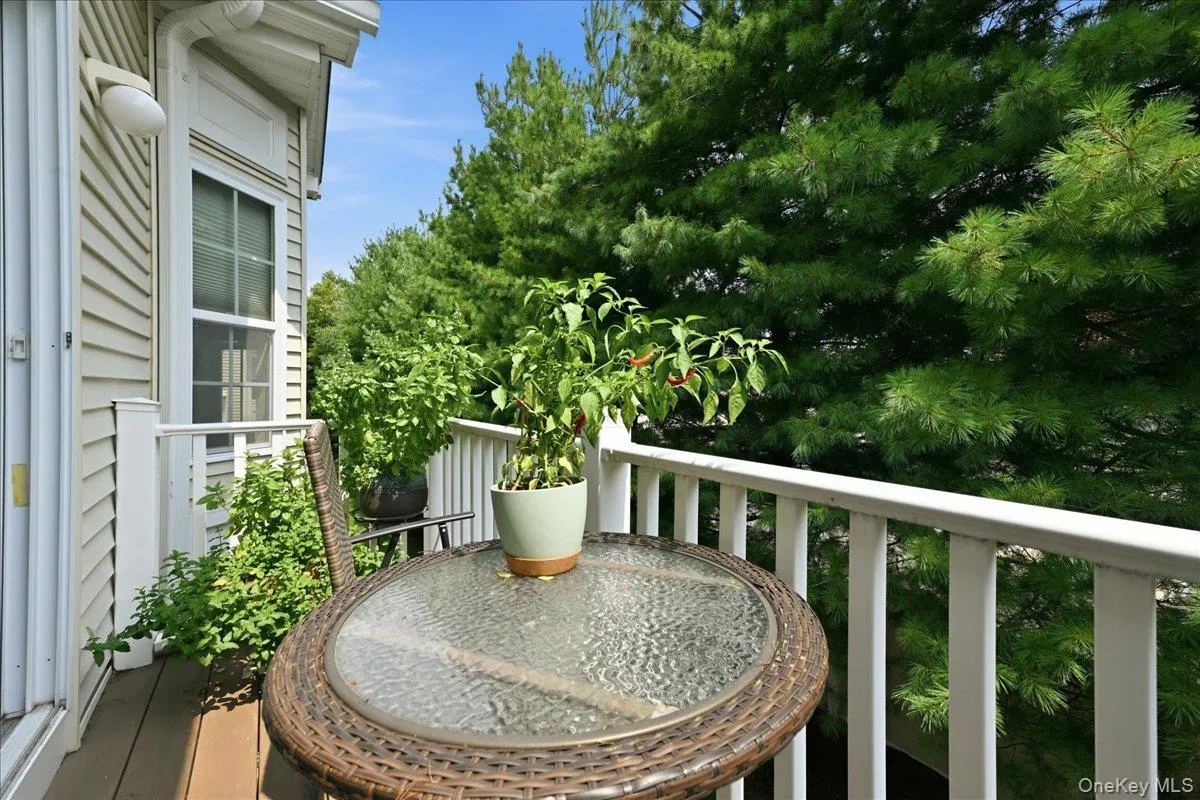 281 Spring Drive, Hempstead, NY, 2 Bedrooms Bedrooms, 6 Rooms Rooms,2 BathroomsBathrooms,Residential,For Rent,Spring,0,1045297 281 Spring Drive, Hempstead, NY, 2 Bedrooms Bedrooms, 6 Rooms Rooms,2 BathroomsBathrooms,Residential,For Rent,Spring,0,1045297