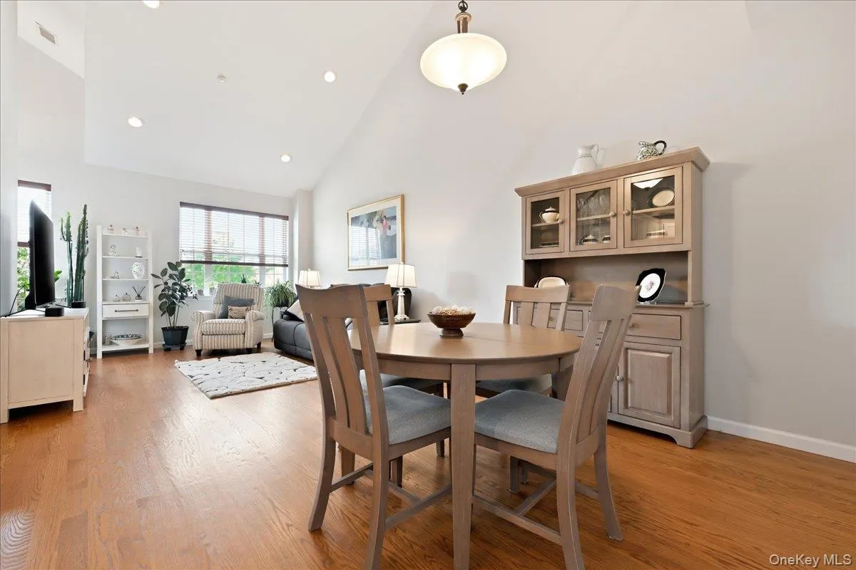 281 Spring Drive, Hempstead, NY, 2 Bedrooms Bedrooms, 6 Rooms Rooms,2 BathroomsBathrooms,Residential,For Rent,Spring,0,1045297 281 Spring Drive, Hempstead, NY, 2 Bedrooms Bedrooms, 6 Rooms Rooms,2 BathroomsBathrooms,Residential,For Rent,Spring,0,1045297